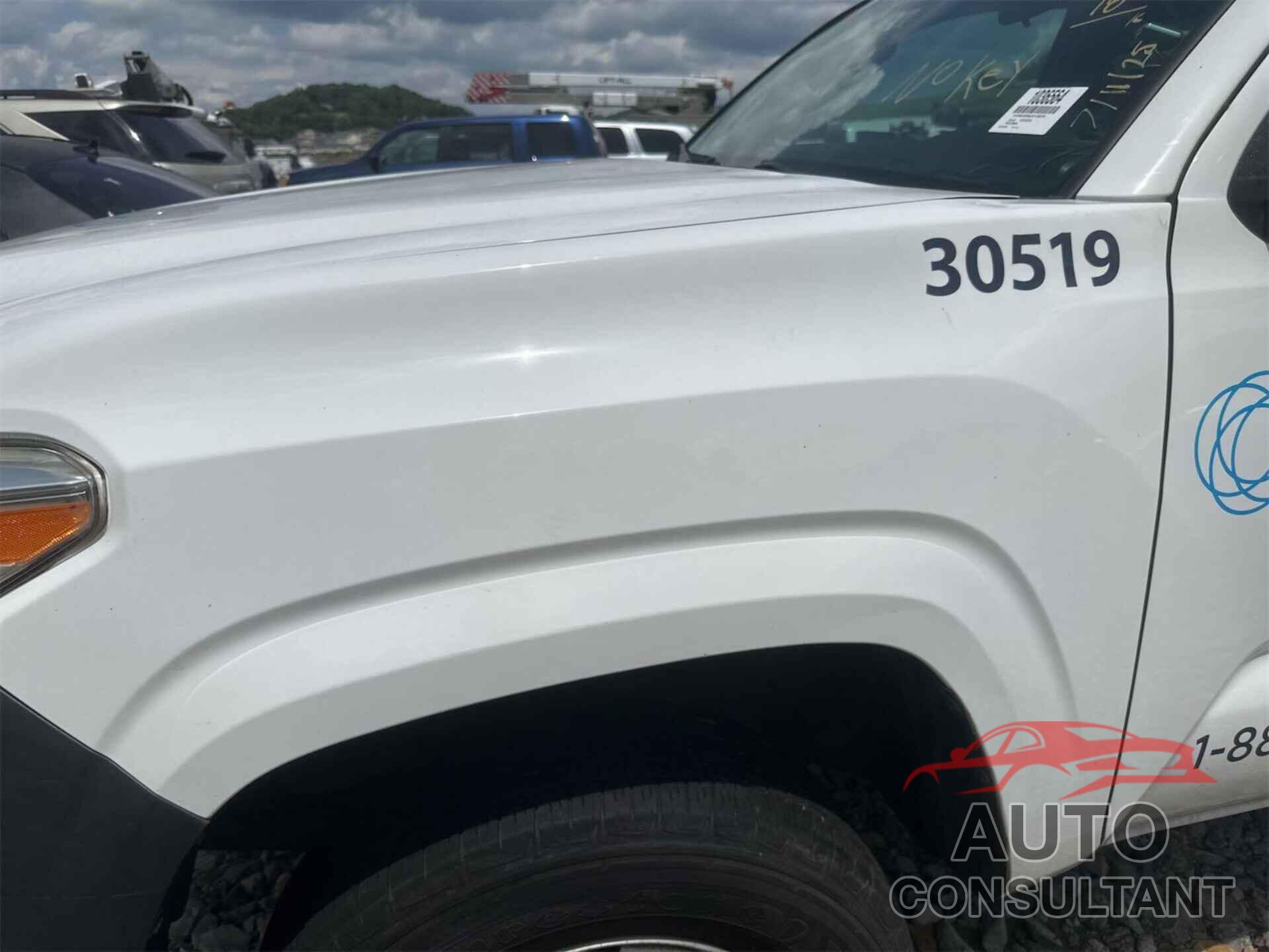 TOYOTA TACOMA 2018 - 5TFRX5GN6JX130519