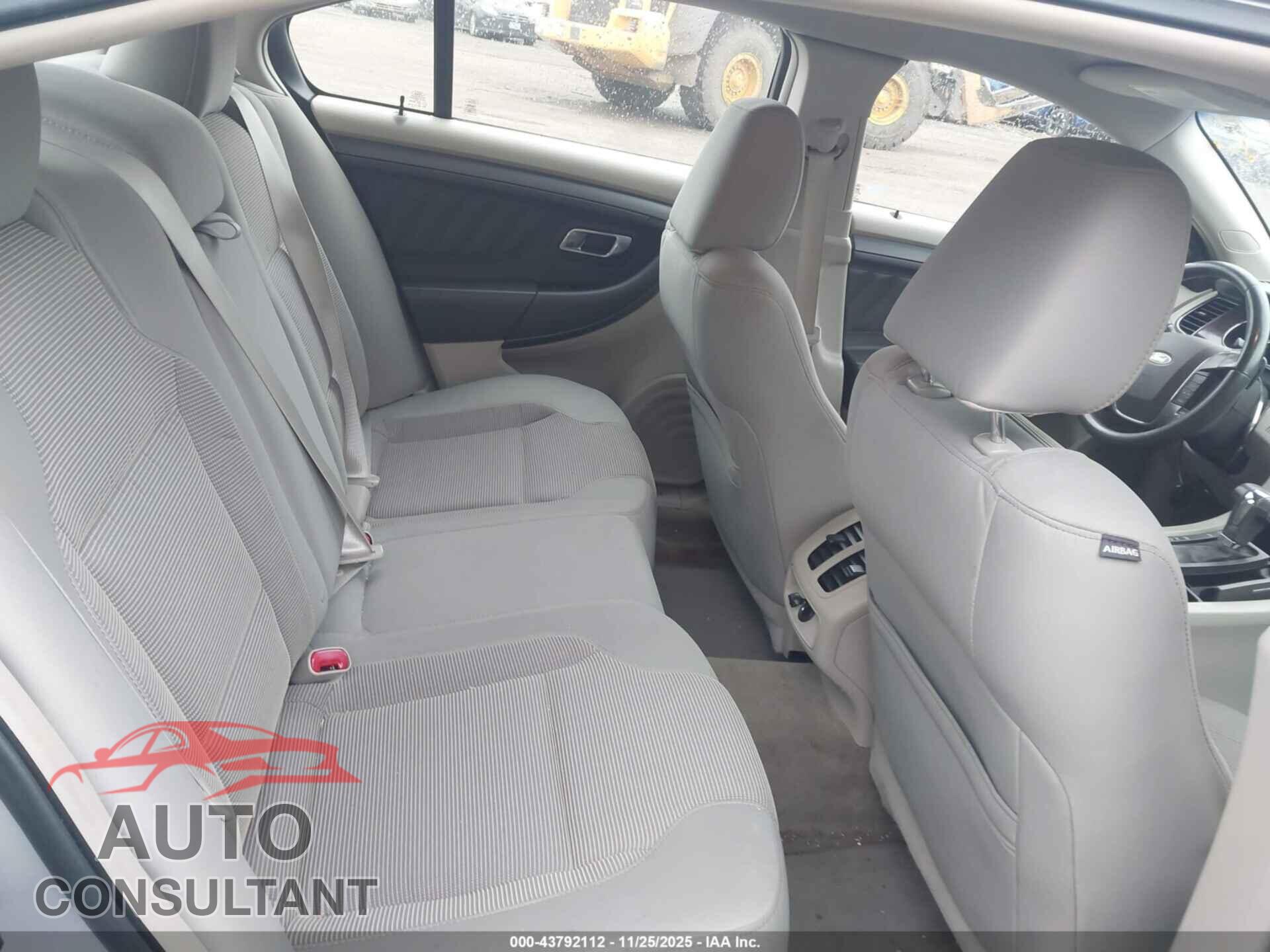 FORD TAURUS 2012 - 1FAHP2EW6CG103190