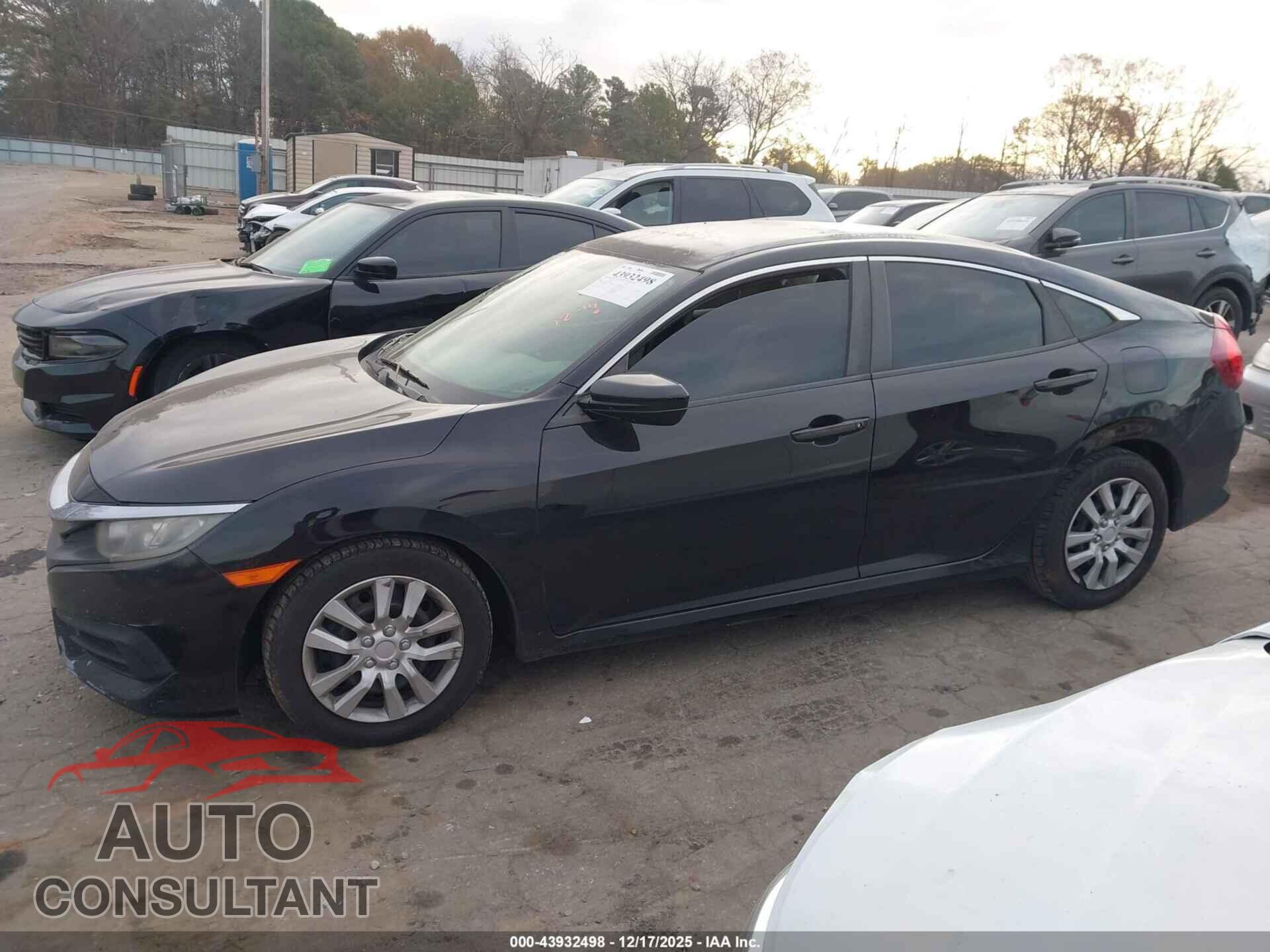 HONDA CIVIC 2018 - 2HGFC2F58JH582248