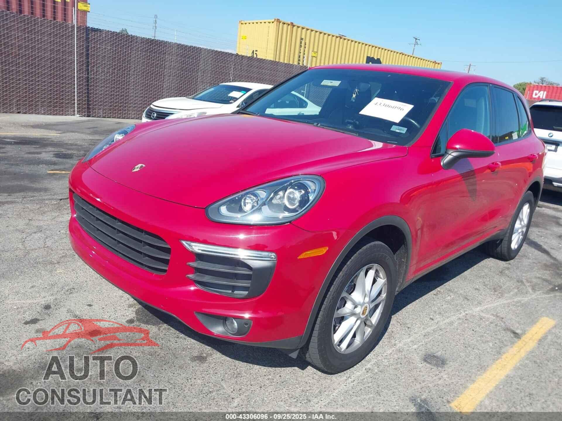 PORSCHE CAYENNE 2016 - WP1AA2A22GKA12838