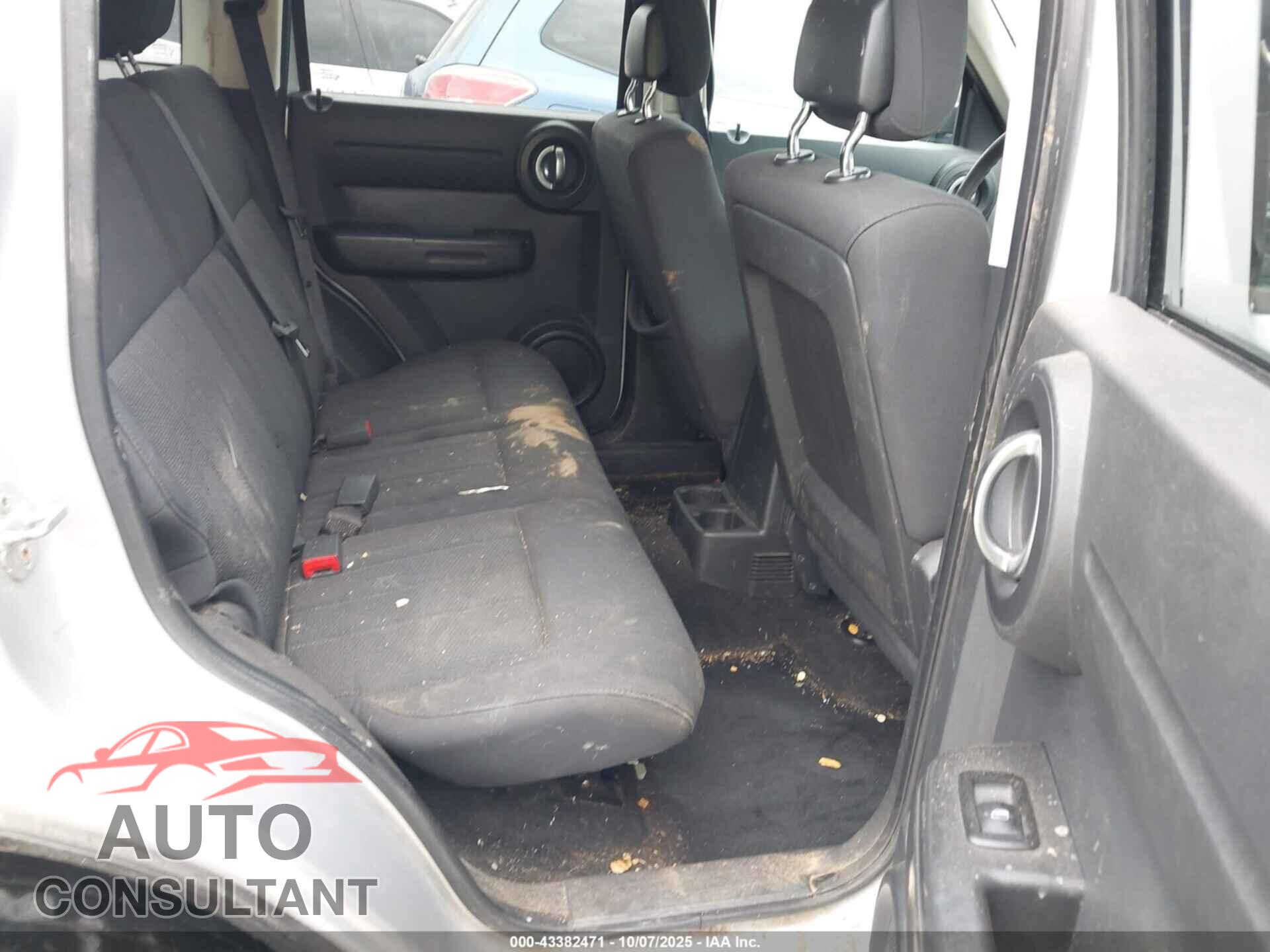 DODGE NITRO 2011 - 1D4PU4GK5BW598686