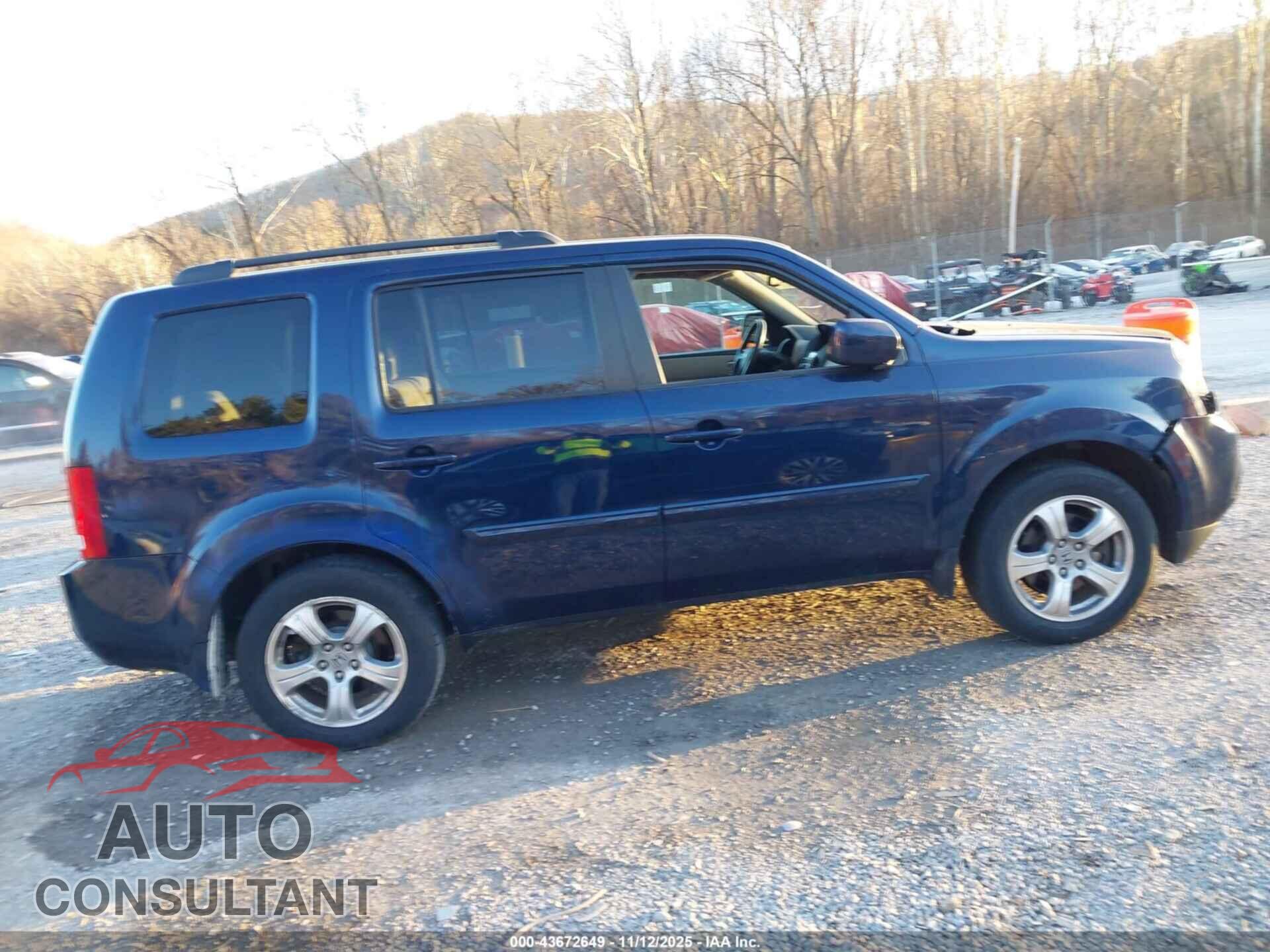 HONDA PILOT 2015 - 5FNYF4H50FB019067