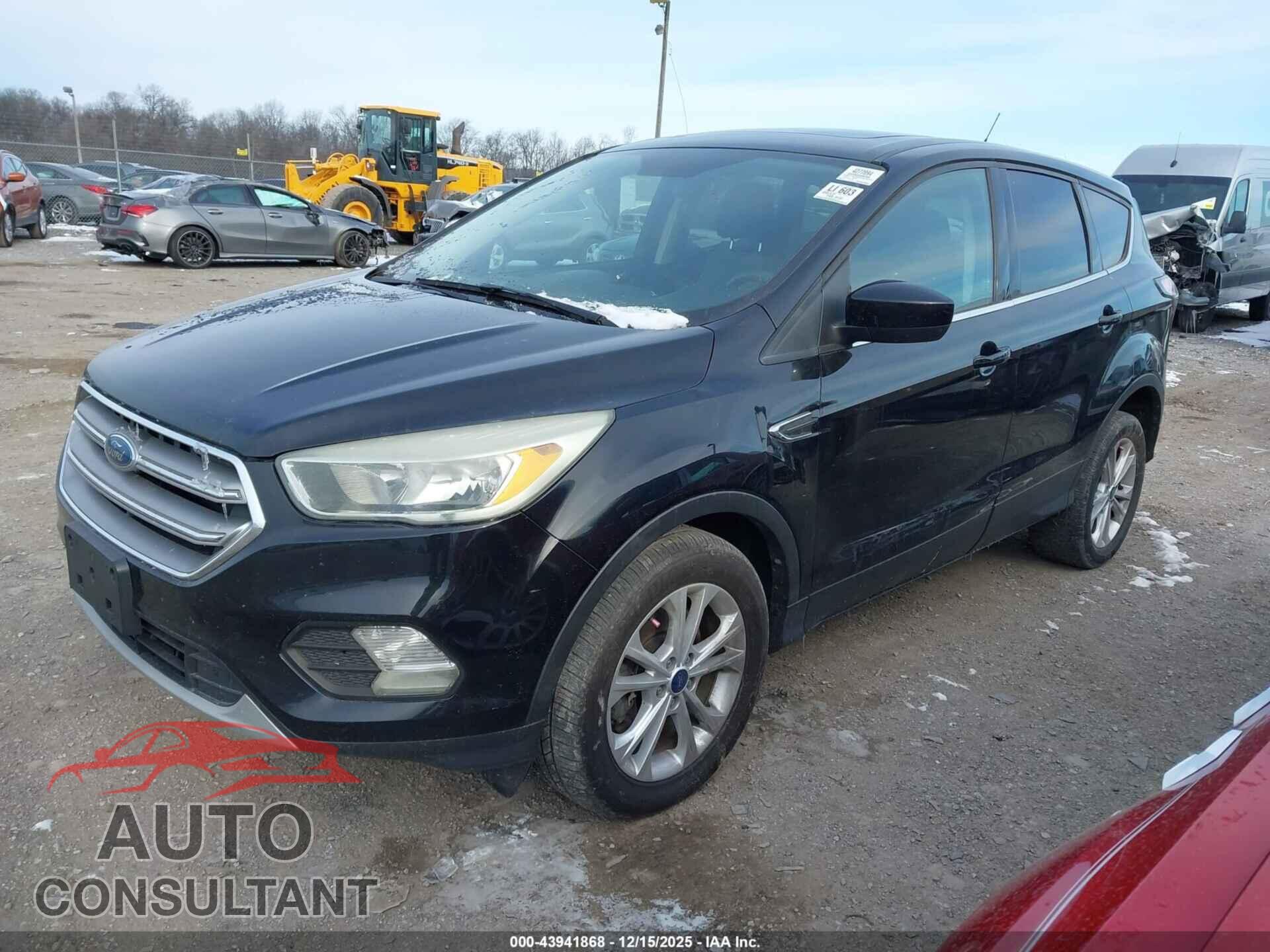 FORD ESCAPE 2017 - 1FMCU9GD8HUB49741