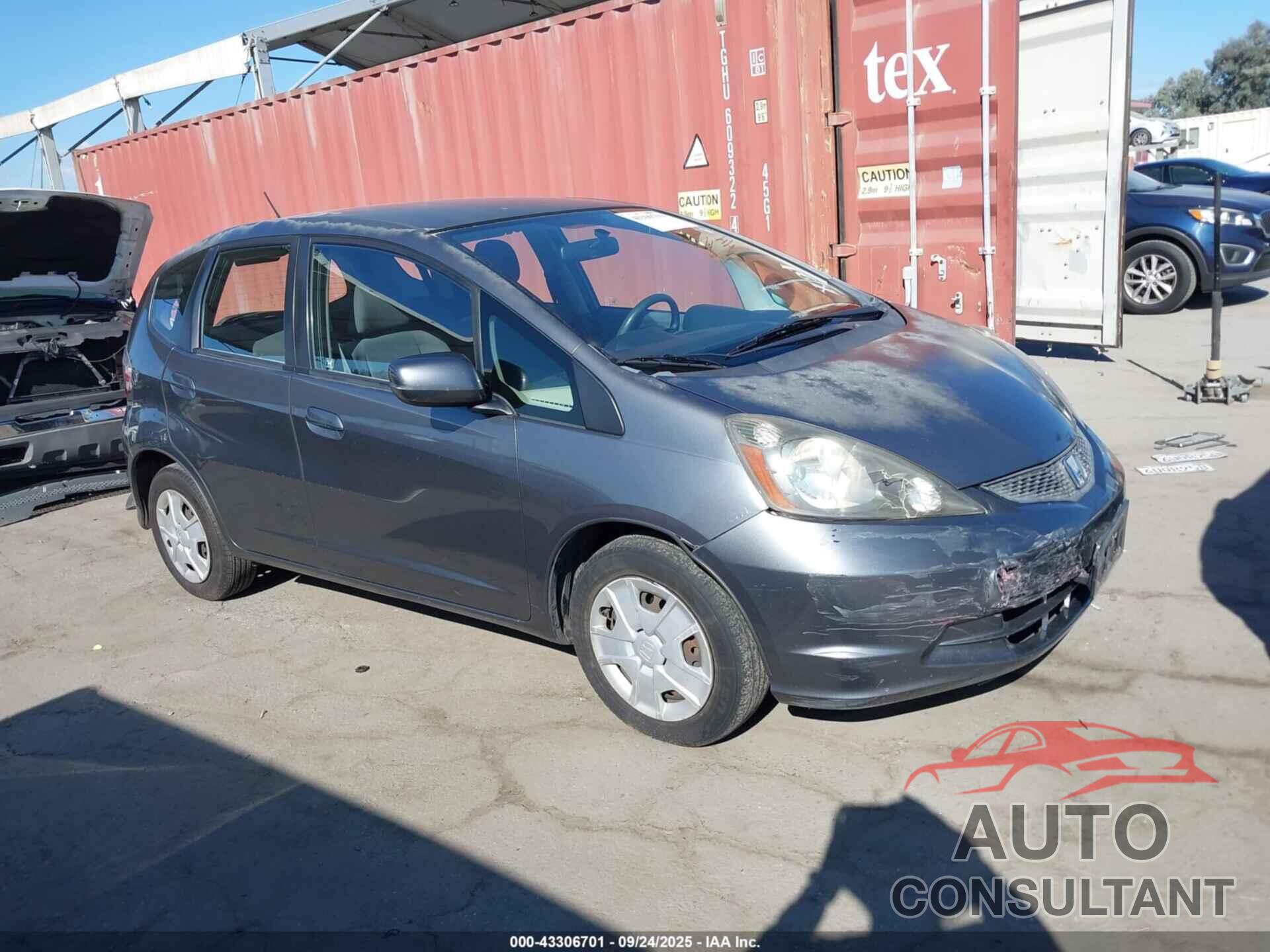 HONDA FIT 2012 - JHMGE8H33CS001311