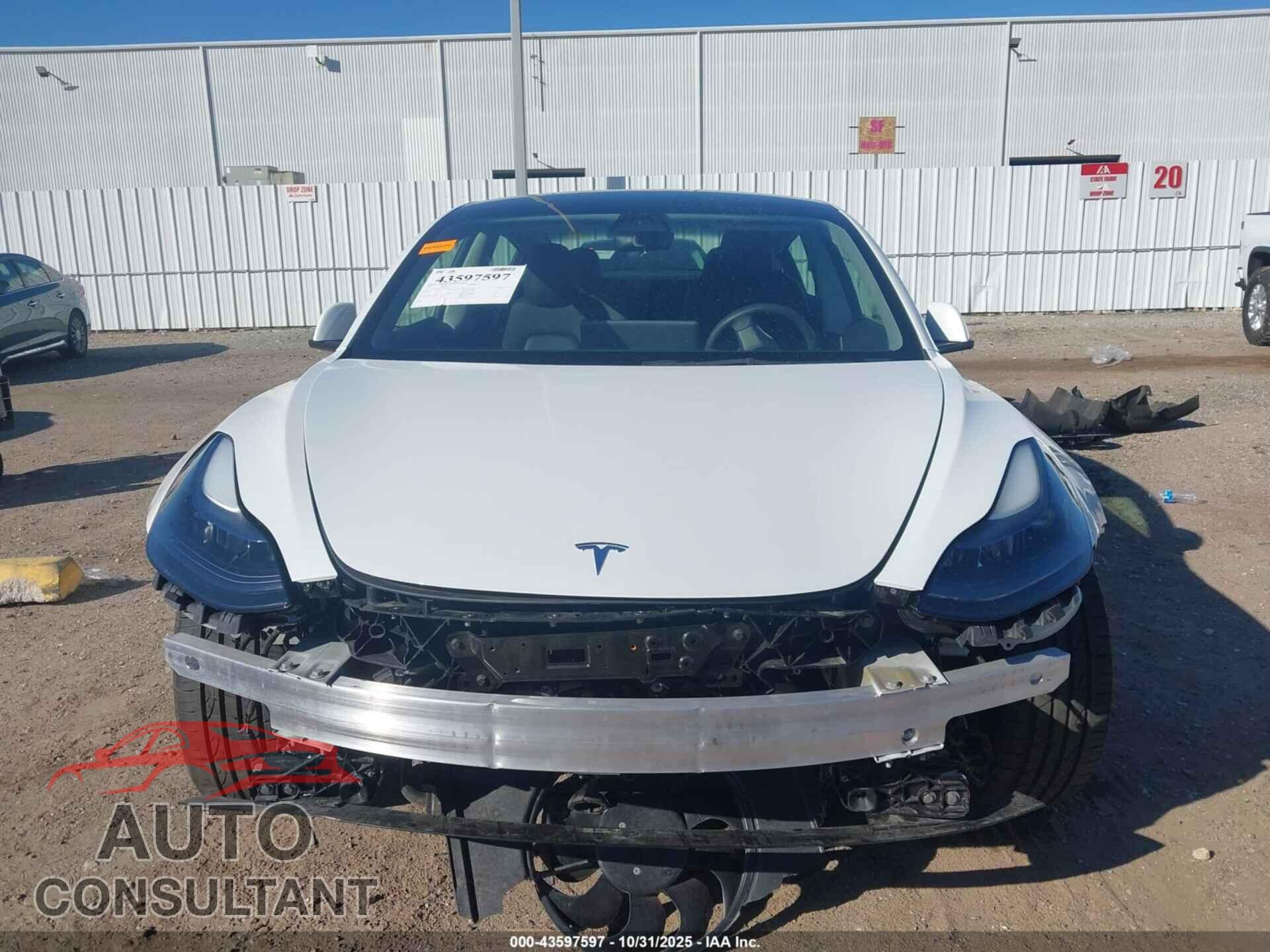 TESLA MODEL 3 2023 - 5YJ3E1EA7PF403507