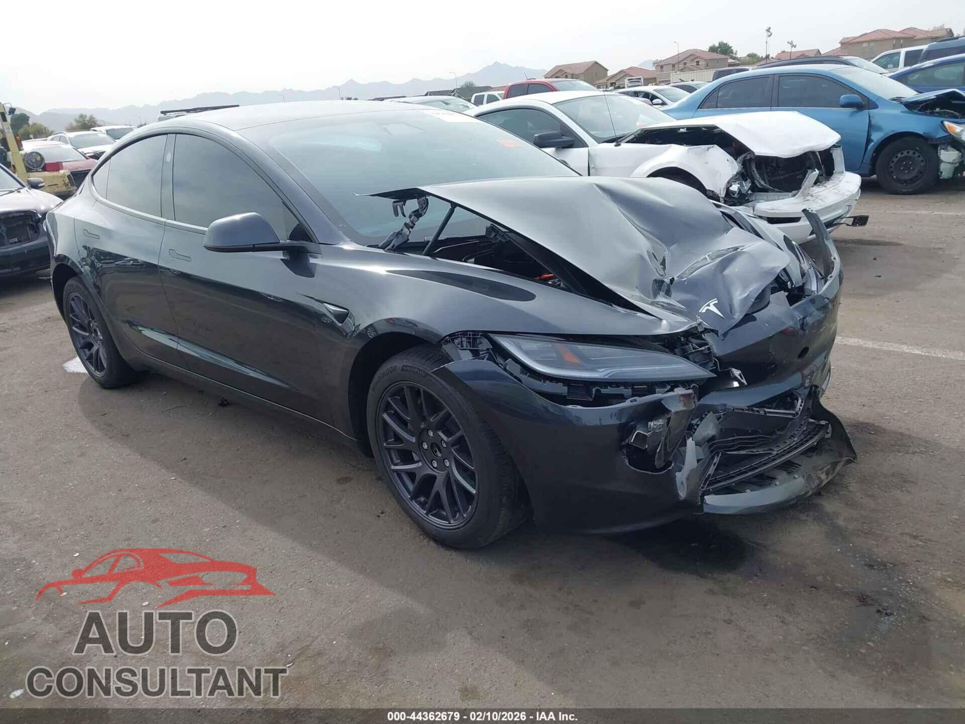 TESLA MODEL 3 2025 - 5YJ3E1EA3SF018132