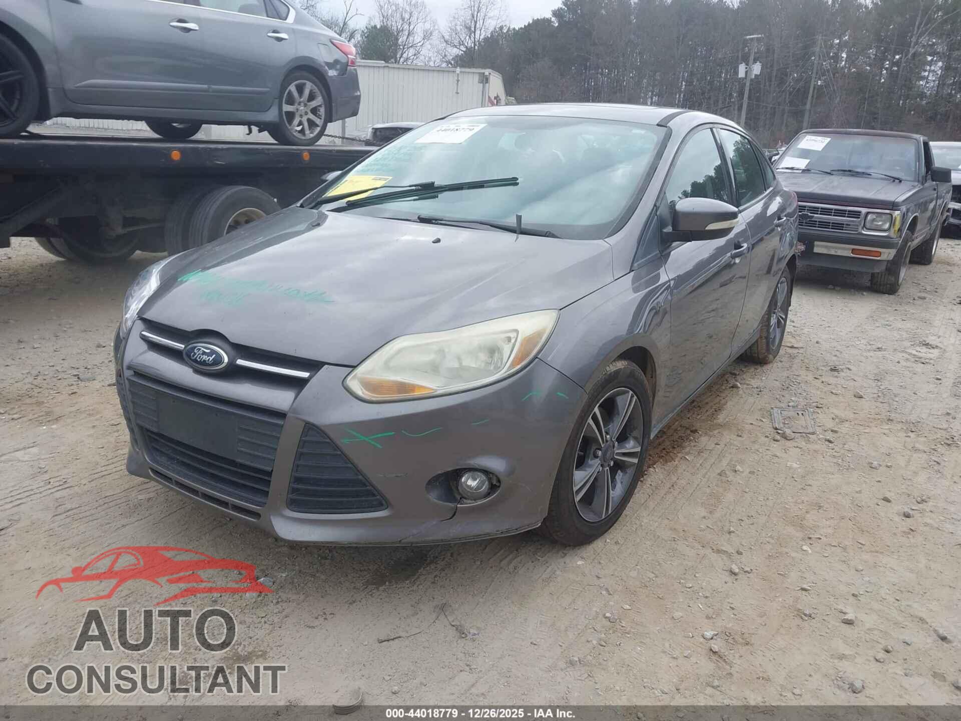 FORD FOCUS 2014 - 1FADP3F21EL257882