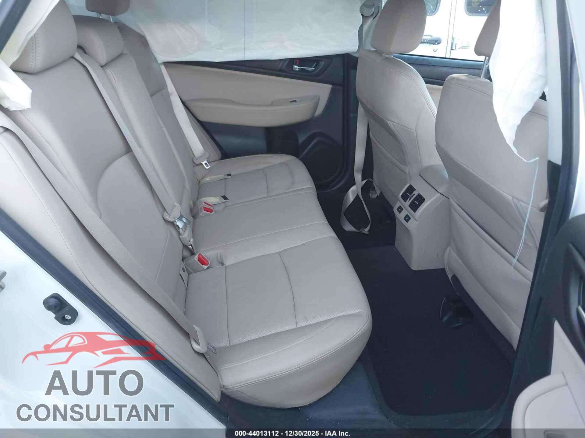 SUBARU OUTBACK 2017 - 4S4BSANC2H3424653