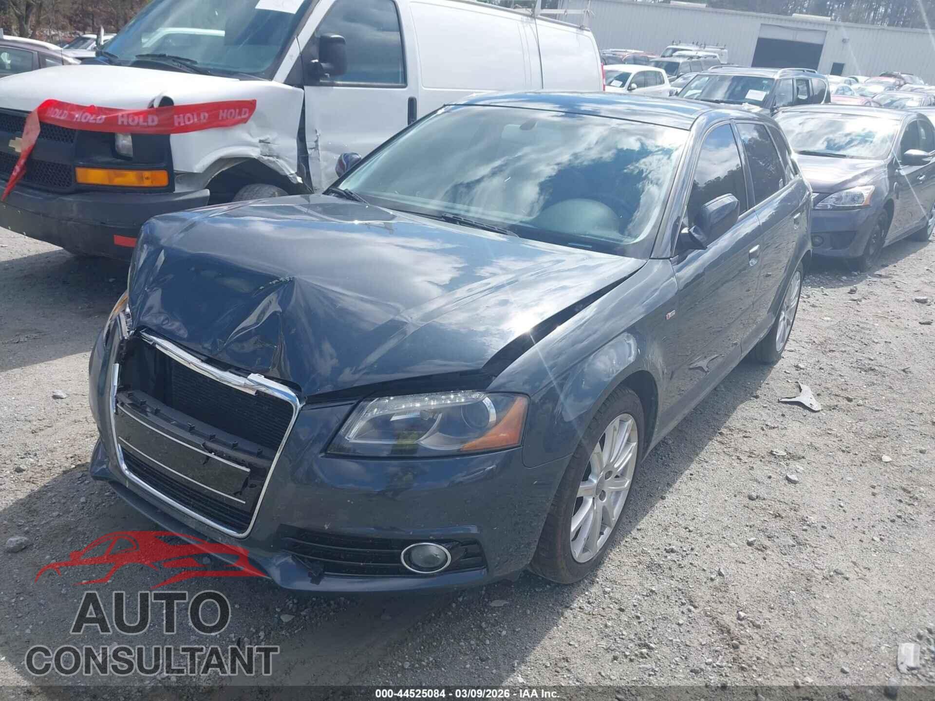 AUDI A3 2012 - WAUKJAFM2CA104314