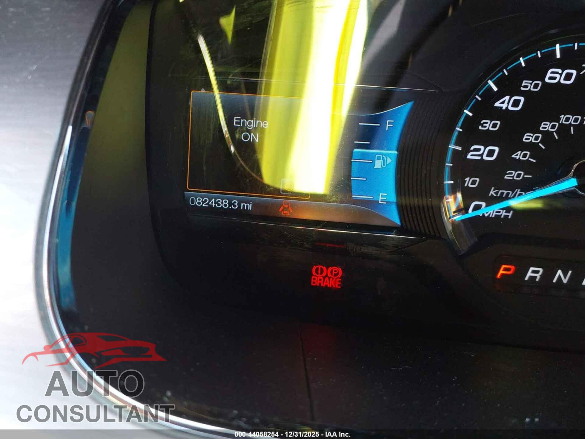 FORD TAURUS 2018 - 1FAHP2E80JG100834