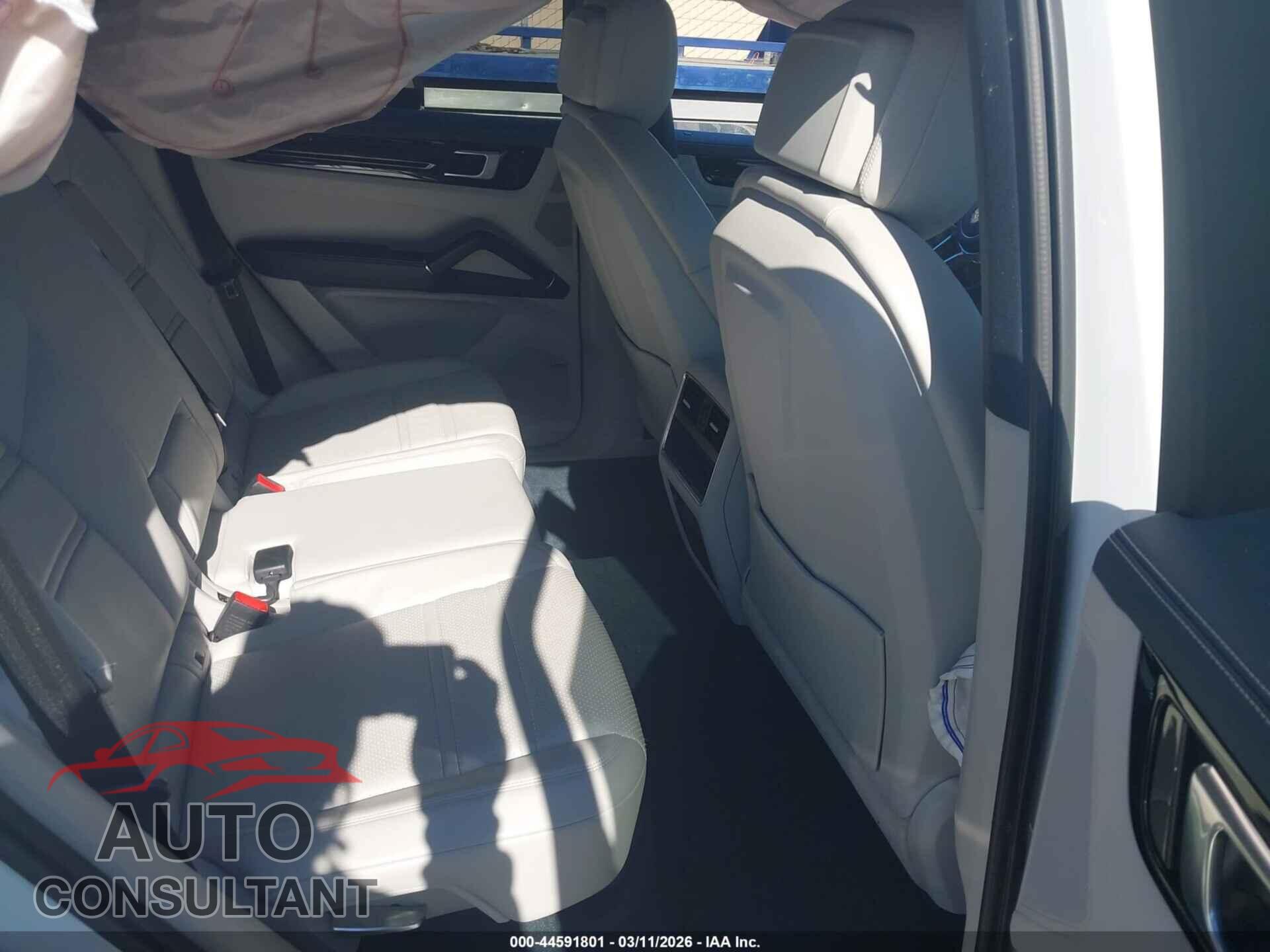 PORSCHE CAYENNE 2021 - WP1AA2AYXMDA02742