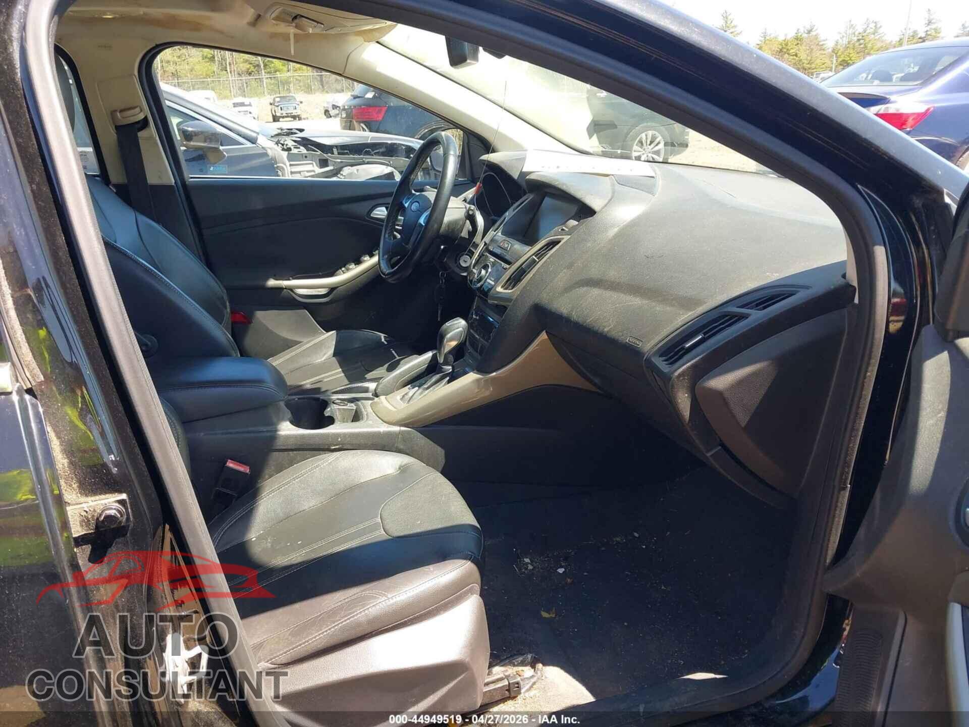 FORD FOCUS 2012 - 1FAHP3M29CL209385