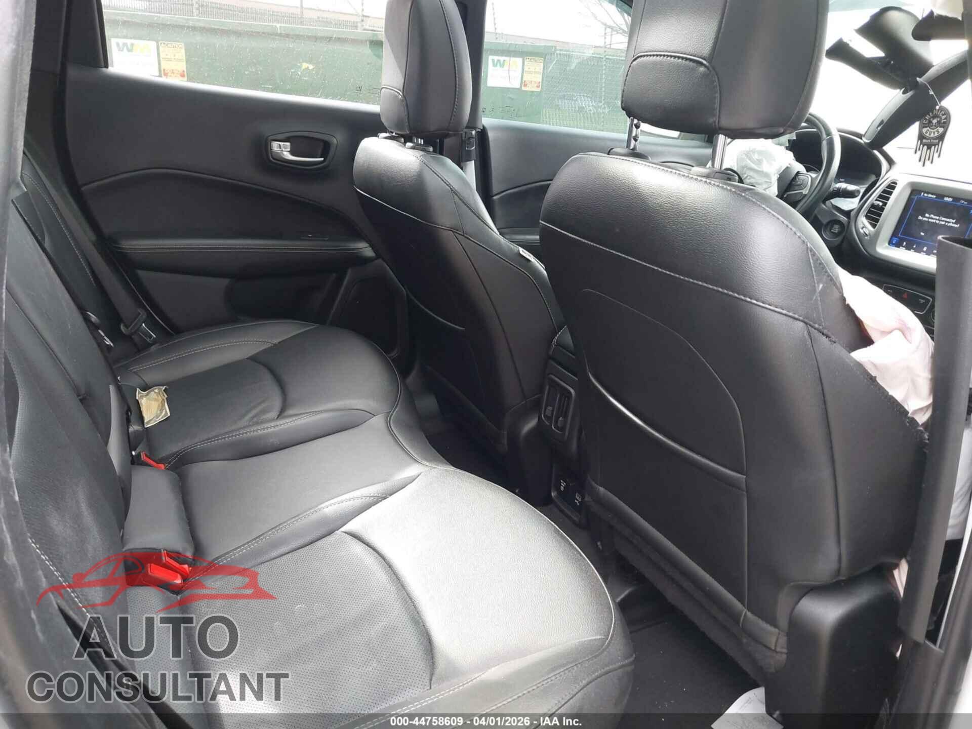 JEEP COMPASS 2021 - 3C4NJDEB4MT583864