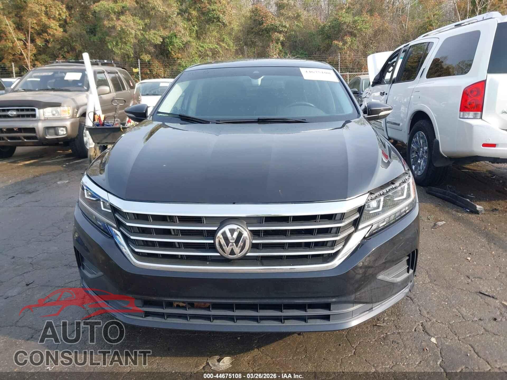 VOLKSWAGEN PASSAT 2021 - 1VWSA7A38MC014334