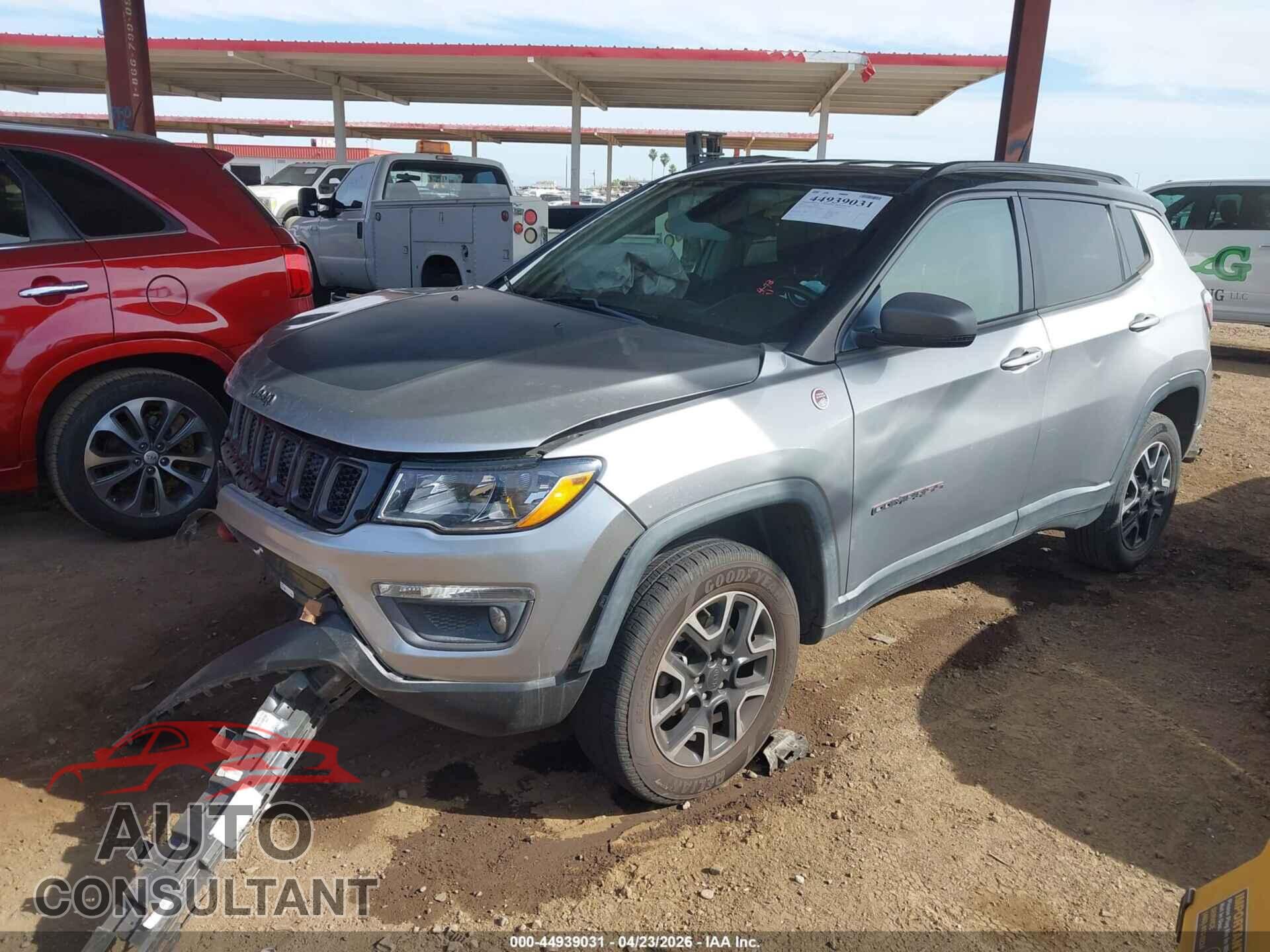 JEEP COMPASS 2019 - 3C4NJDDB5KT618233