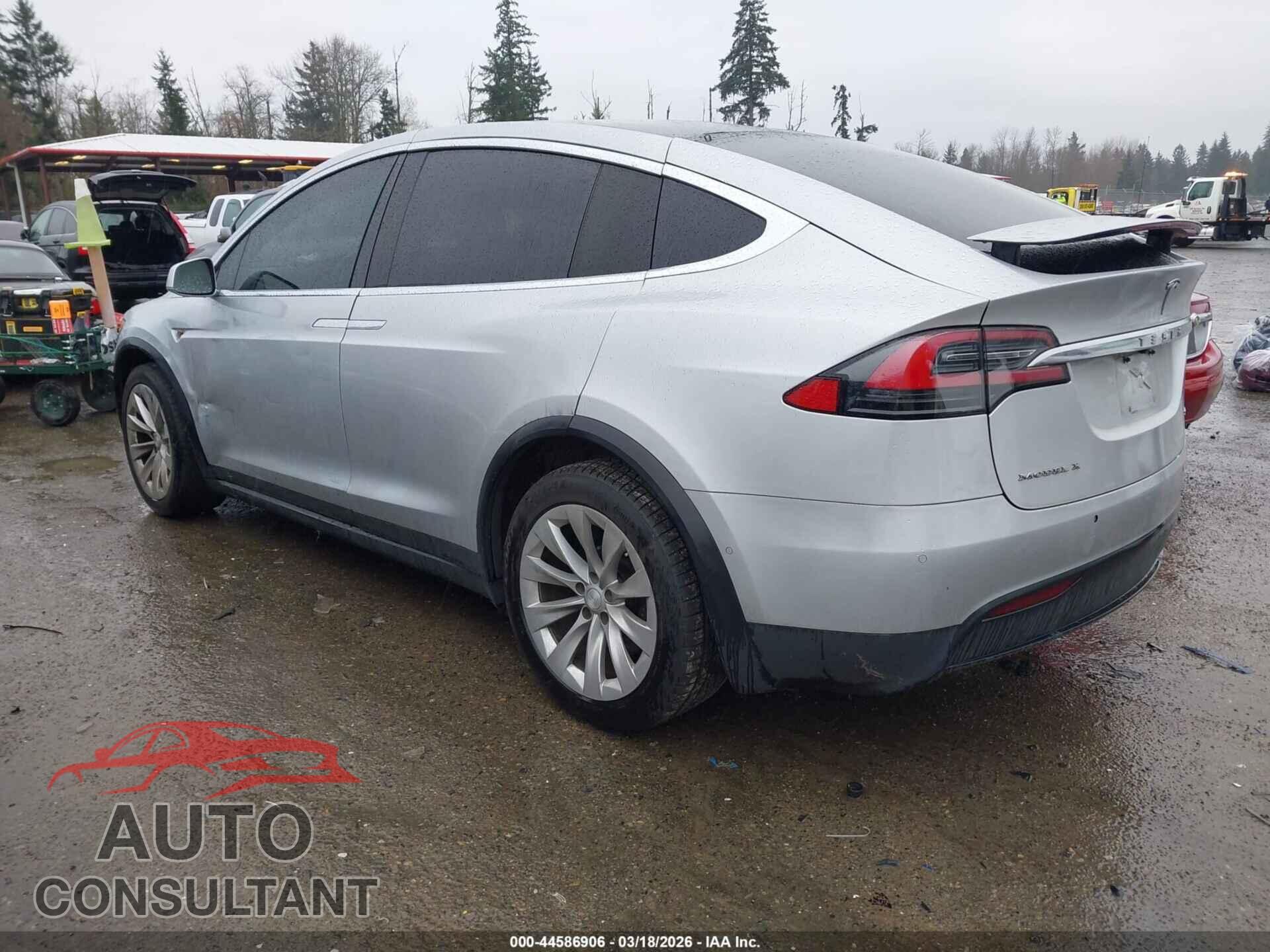 TESLA MODEL X 2016 - 5YJXCBE2XGF005116