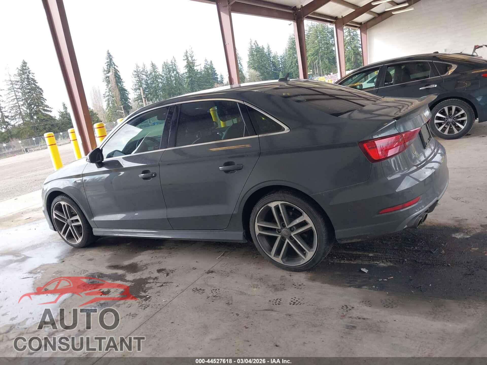 AUDI A3 2017 - WAUGUGFF2H1025606