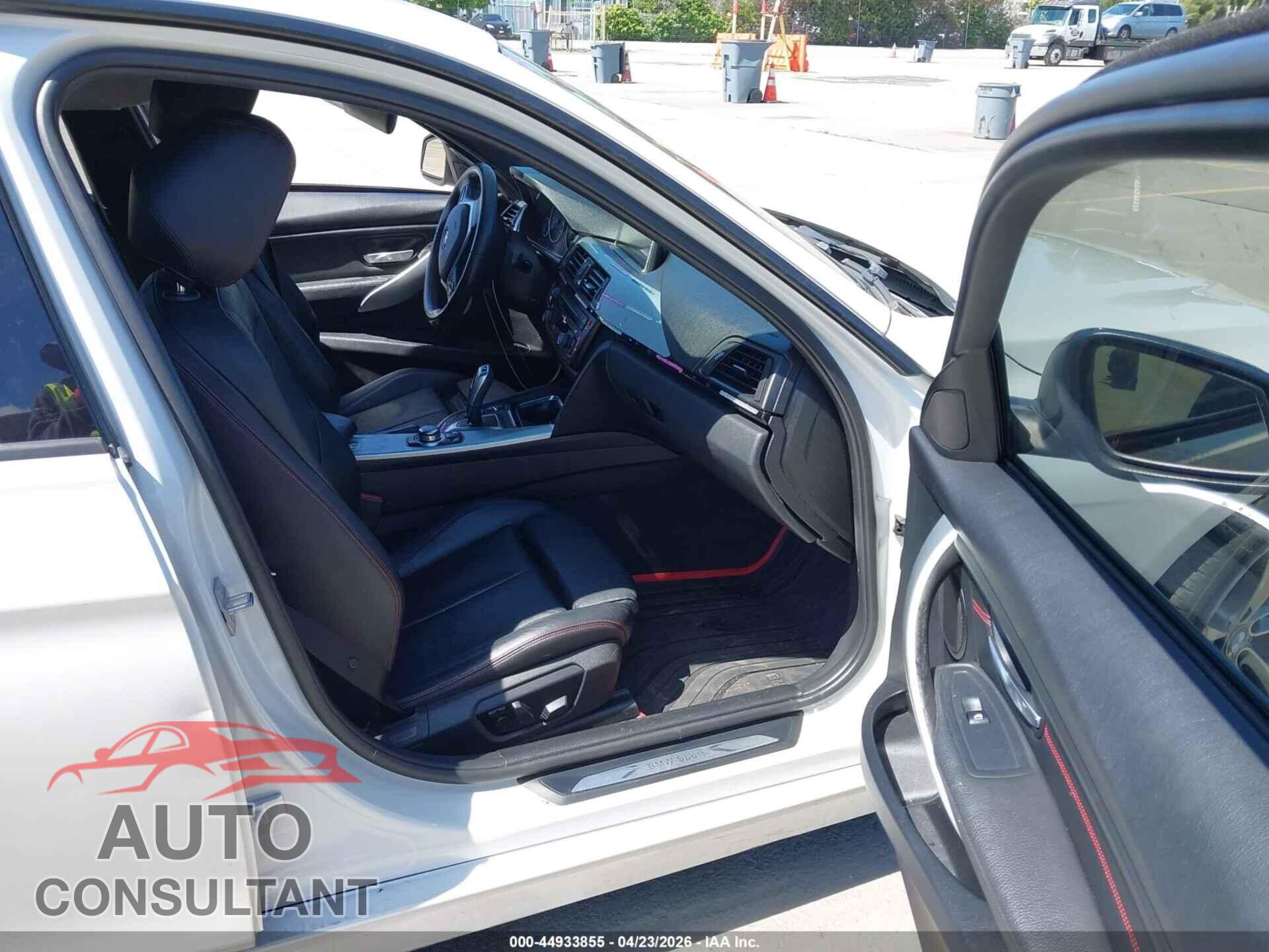 BMW 328I 2013 - WBA3C1C55DF436716