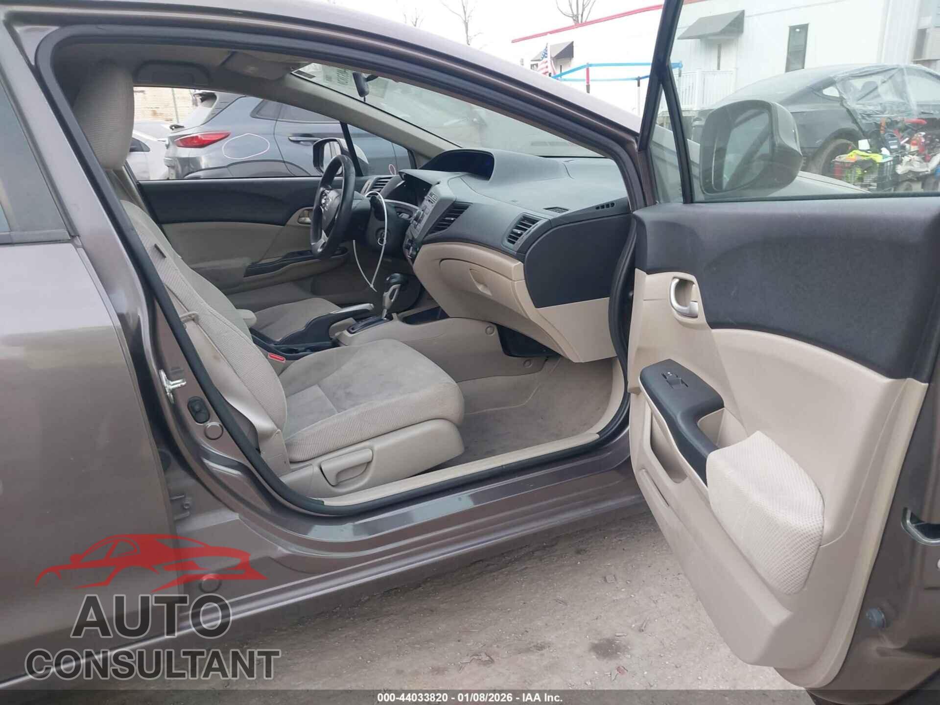 HONDA CIVIC 2012 - 2HGFB2F52CH521032
