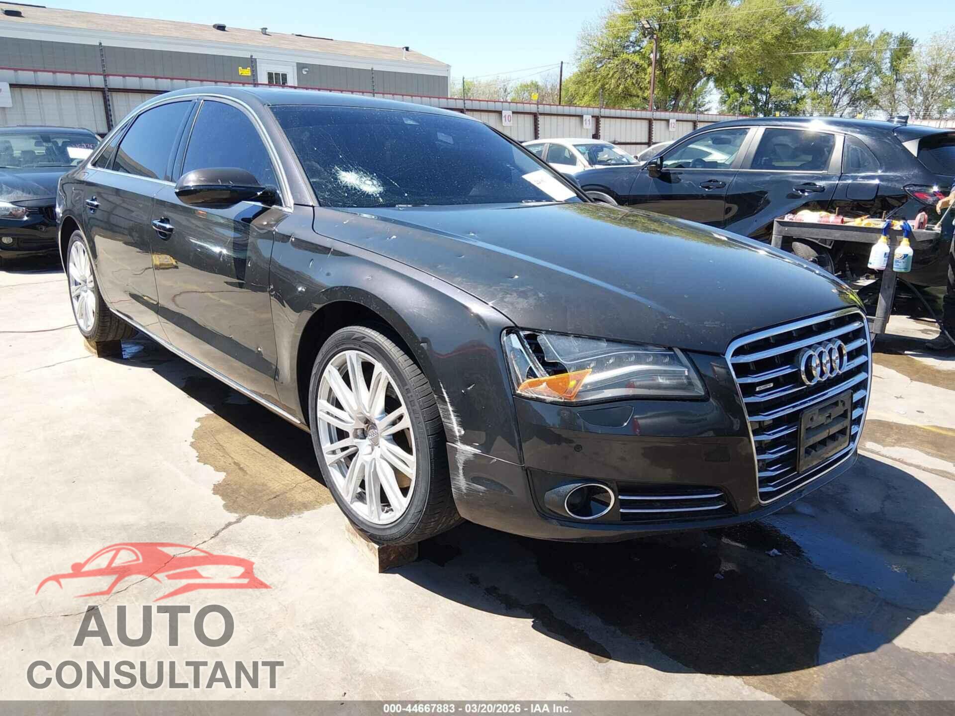 AUDI A8 L 2012 - WAURVAFD5CN006261