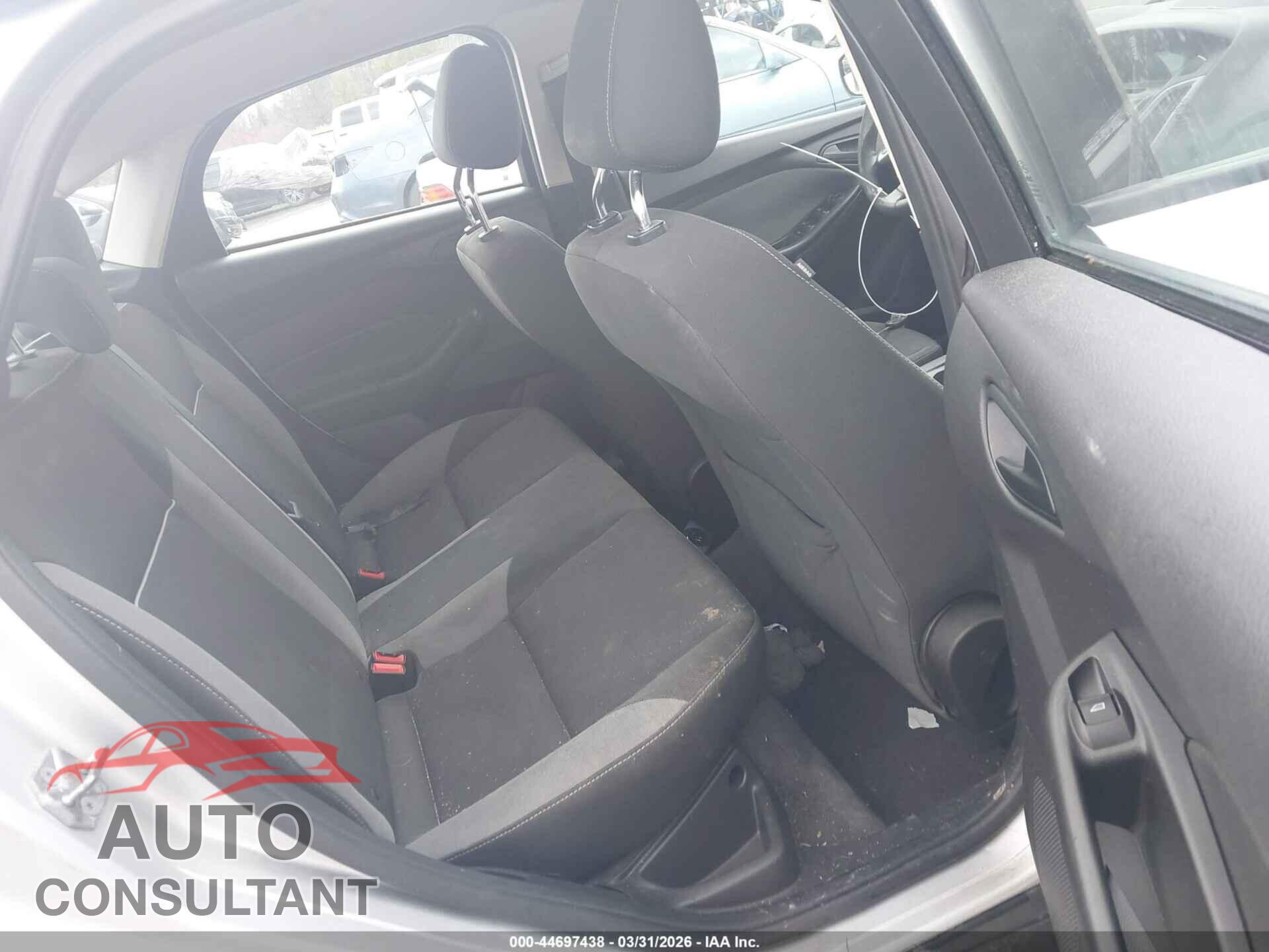 FORD FOCUS 2012 - 1FAHP3F23CL178910