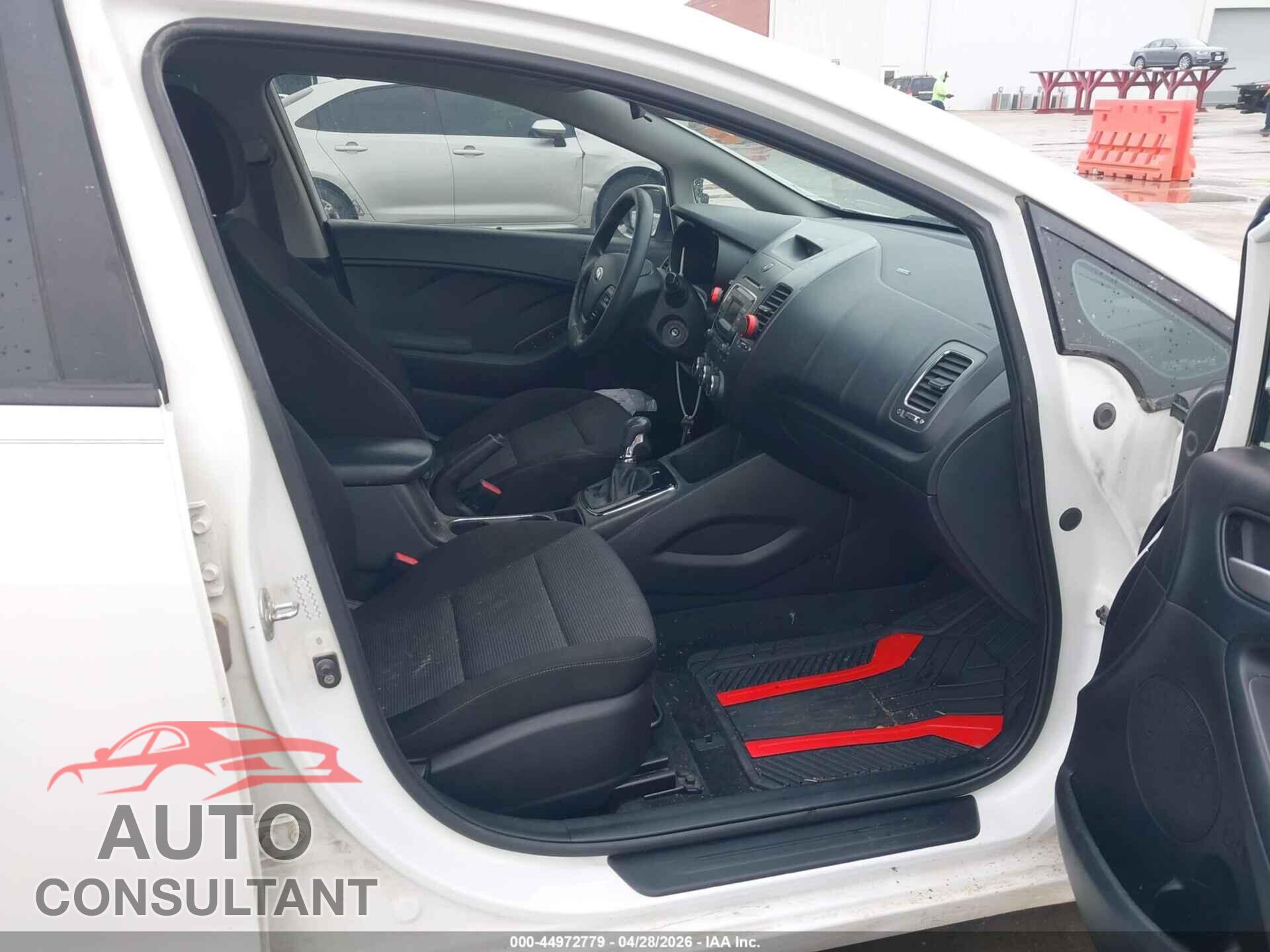 KIA FORTE 2017 - 3KPFK4A75HE072564
