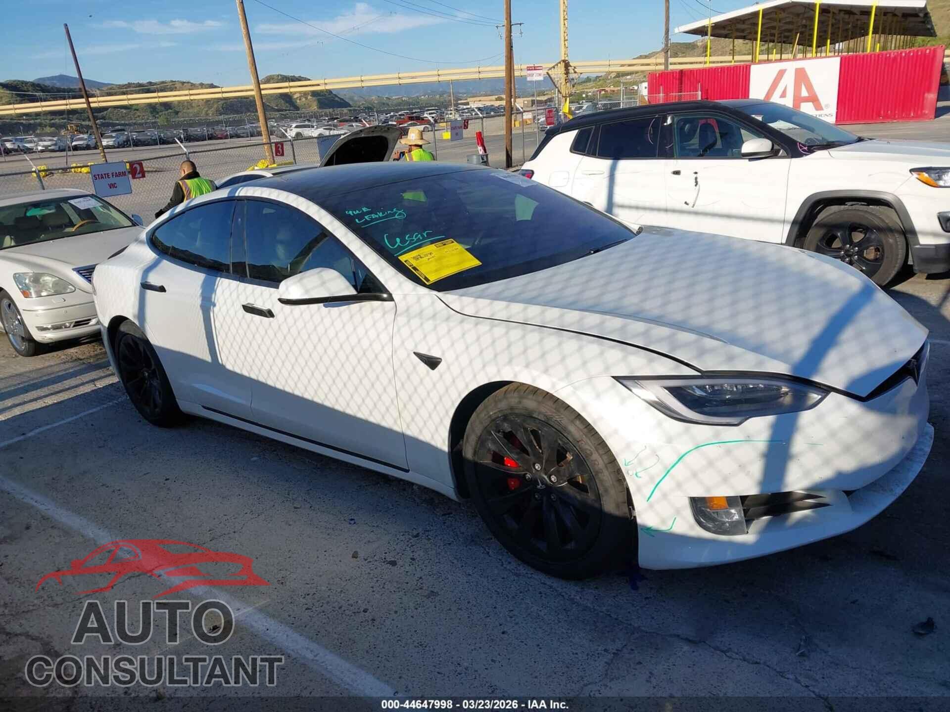 TESLA MODEL S 2020 - 5YJSA1E46LF378661