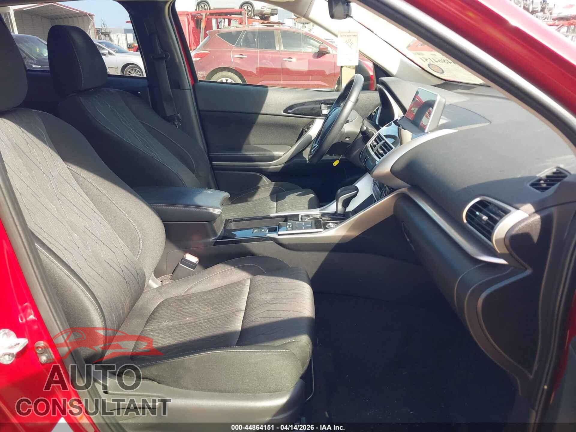 MITSUBISHI ECLIPSE CROSS 2020 - JA4AT5AA7LZ016786