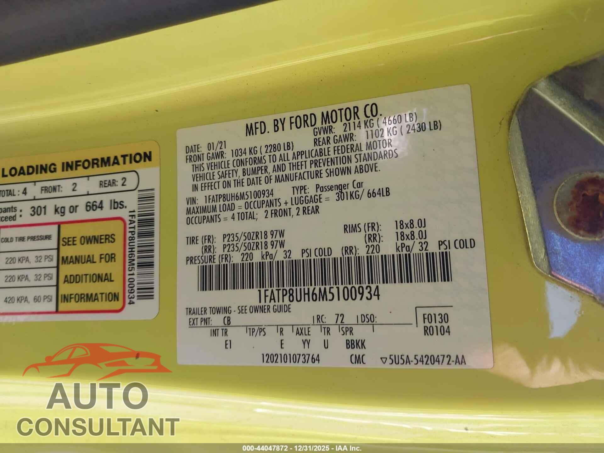 FORD MUSTANG 2021 - 1FATP8UH6M5100934