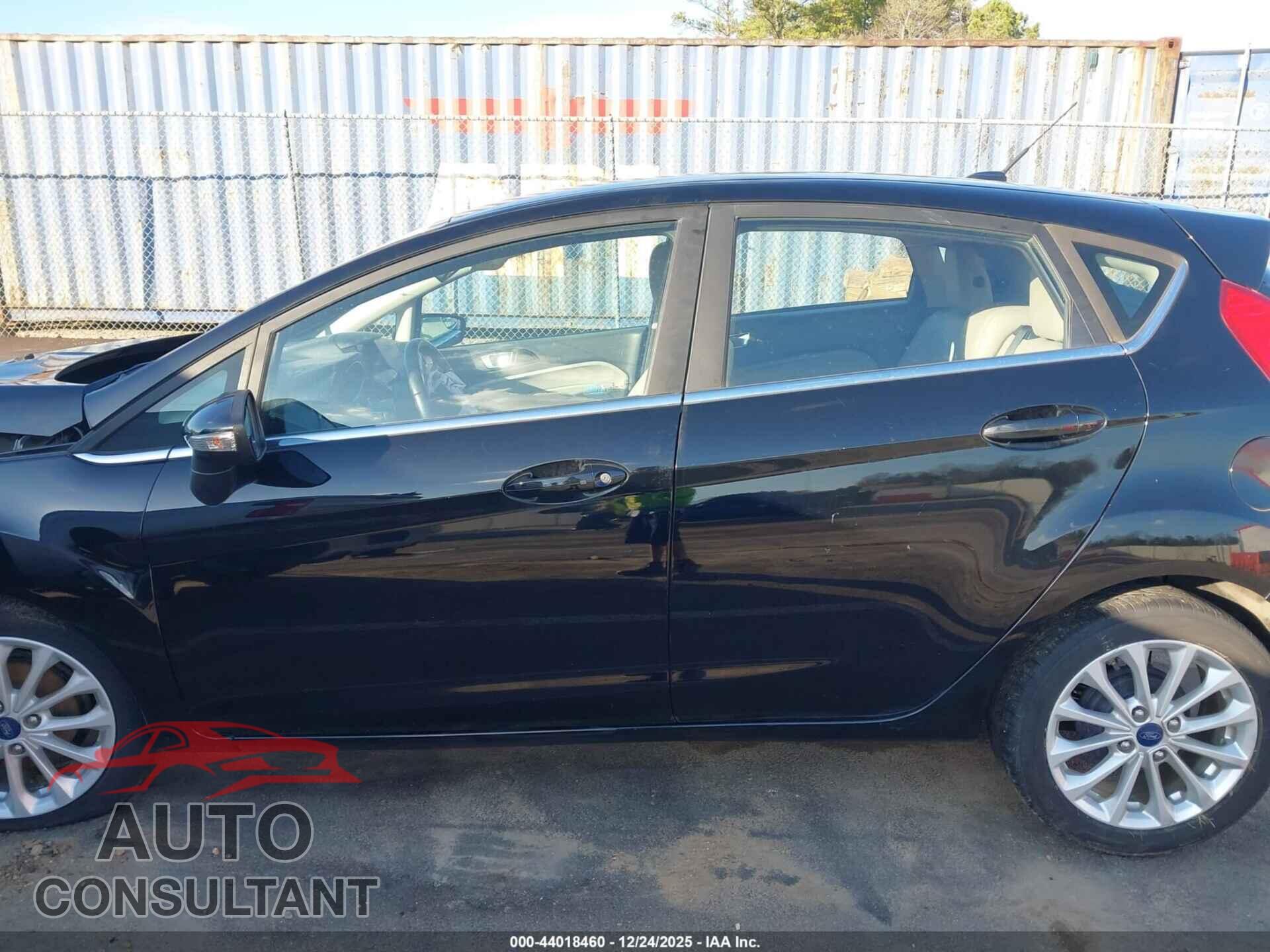 FORD FIESTA 2017 - 3FADP4FJ3HM163602