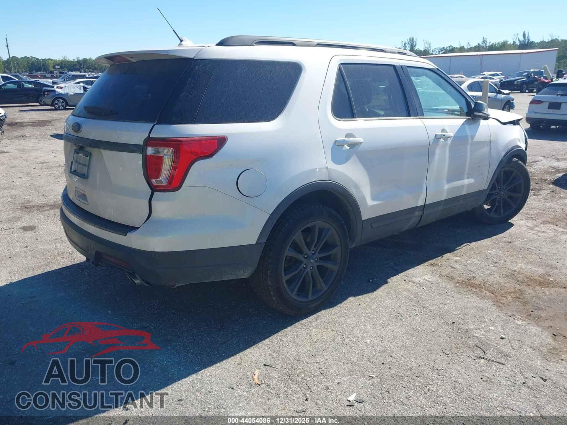 FORD EXPLORER 2018 - 1FM5K7D84JGB63408