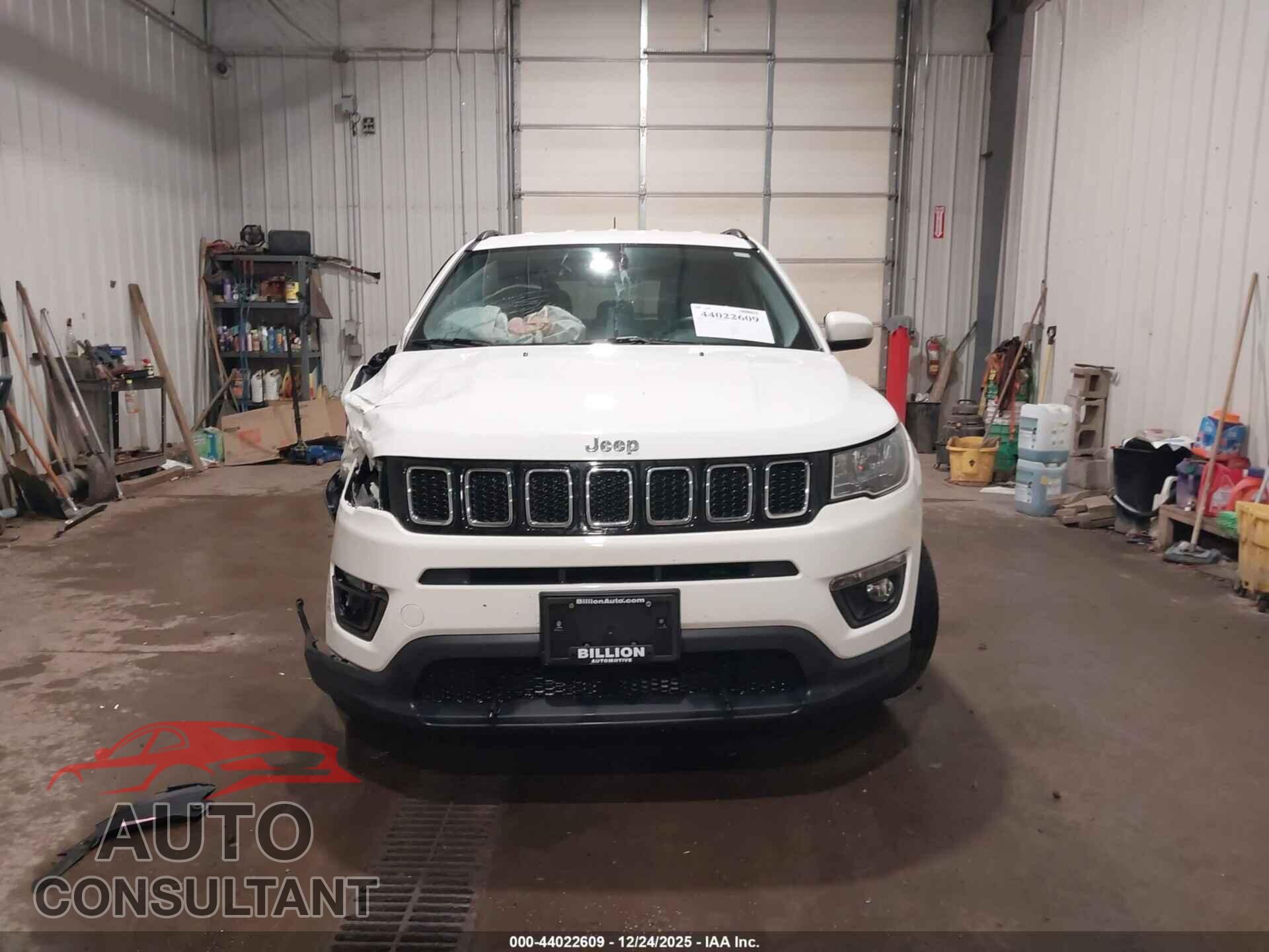 JEEP COMPASS 2018 - 3C4NJDBB6JT361021