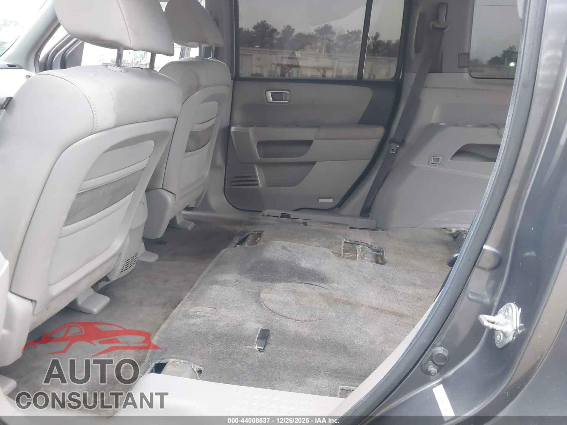 HONDA PILOT 2011 - 5FNYF4H24BB103909