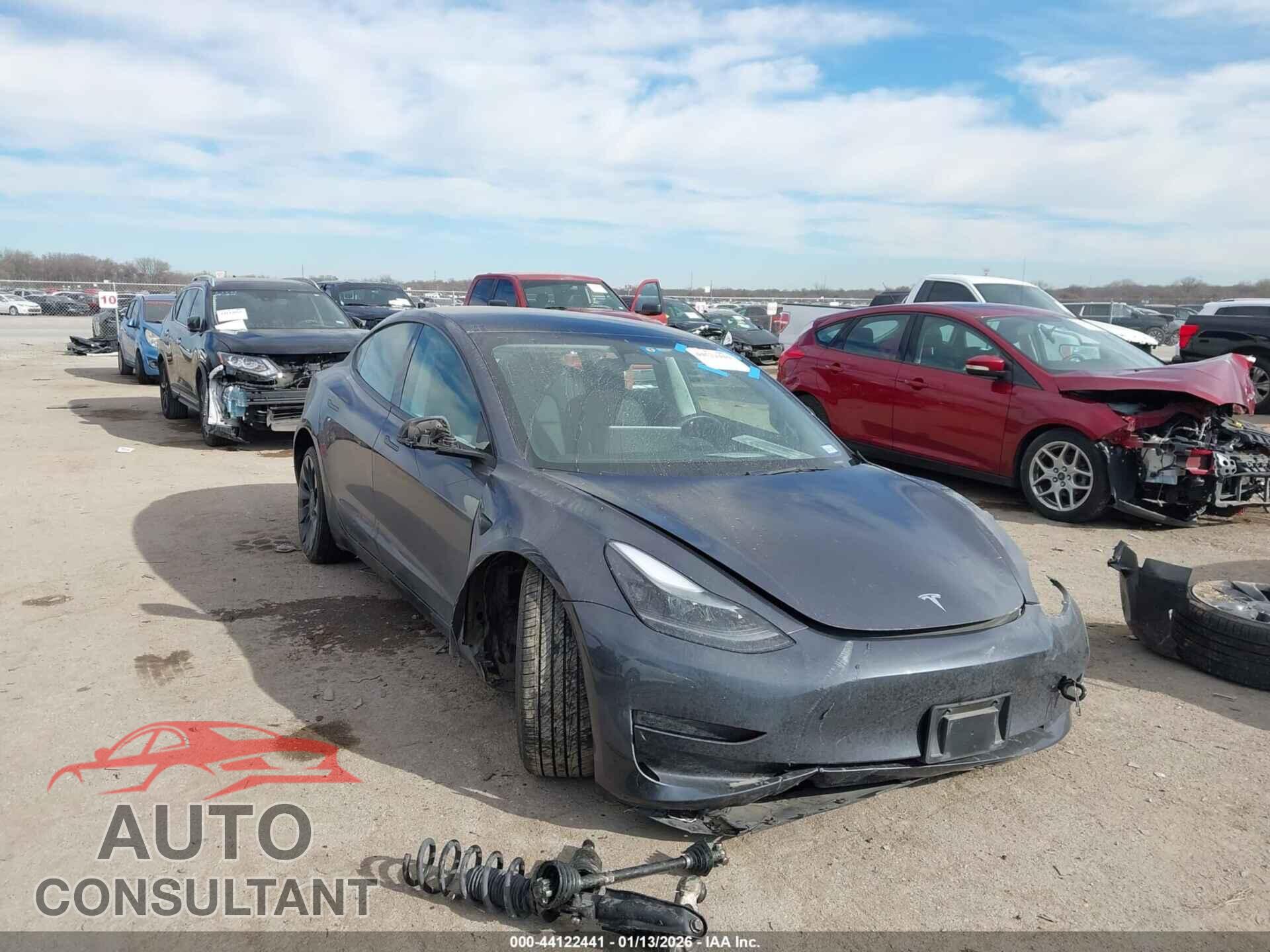 TESLA MODEL 3 2023 - 5YJ3E1EC4PF625357