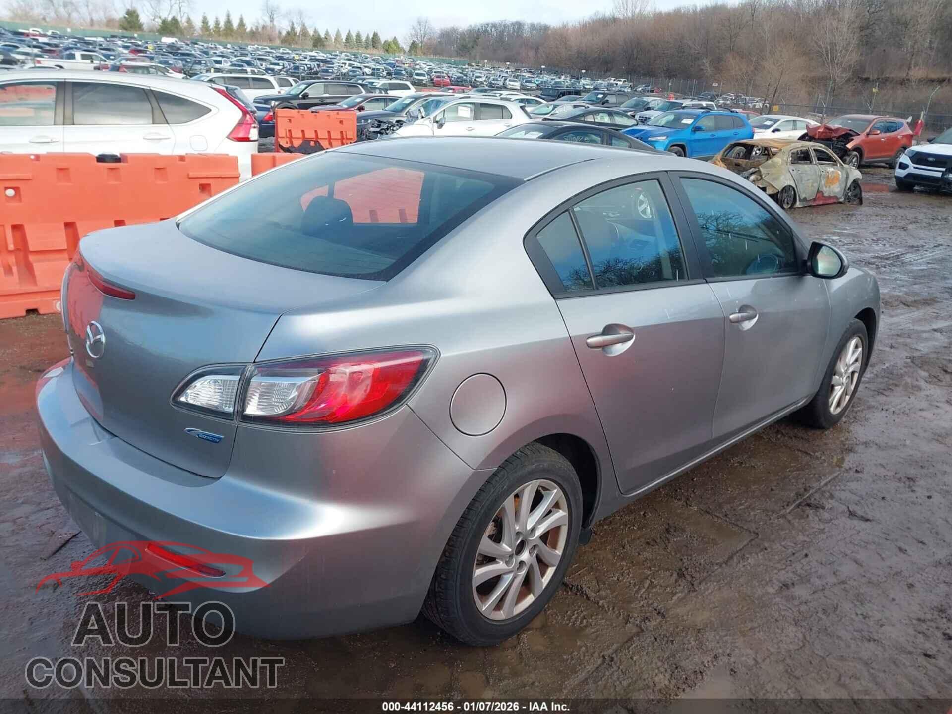 MAZDA MAZDA3 2012 - JM1BL1V7XC1686476