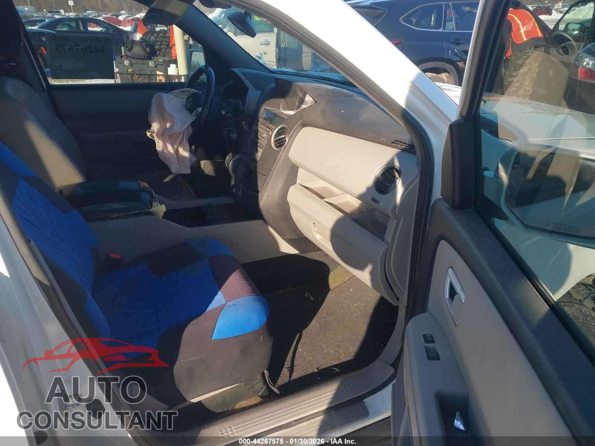 HONDA PILOT 2015 - 5FNYF3H97FB016681