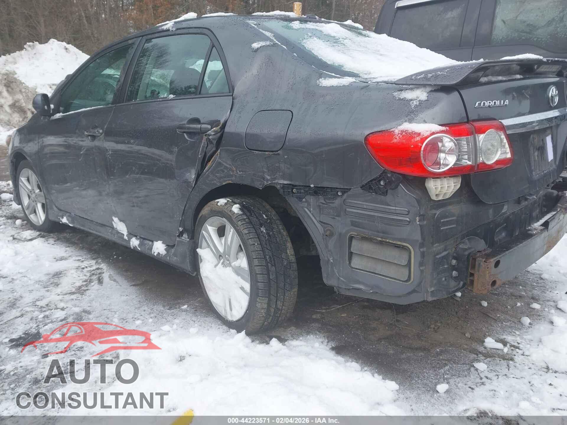 TOYOTA COROLLA 2013 - 2T1BU4EE5DC102396