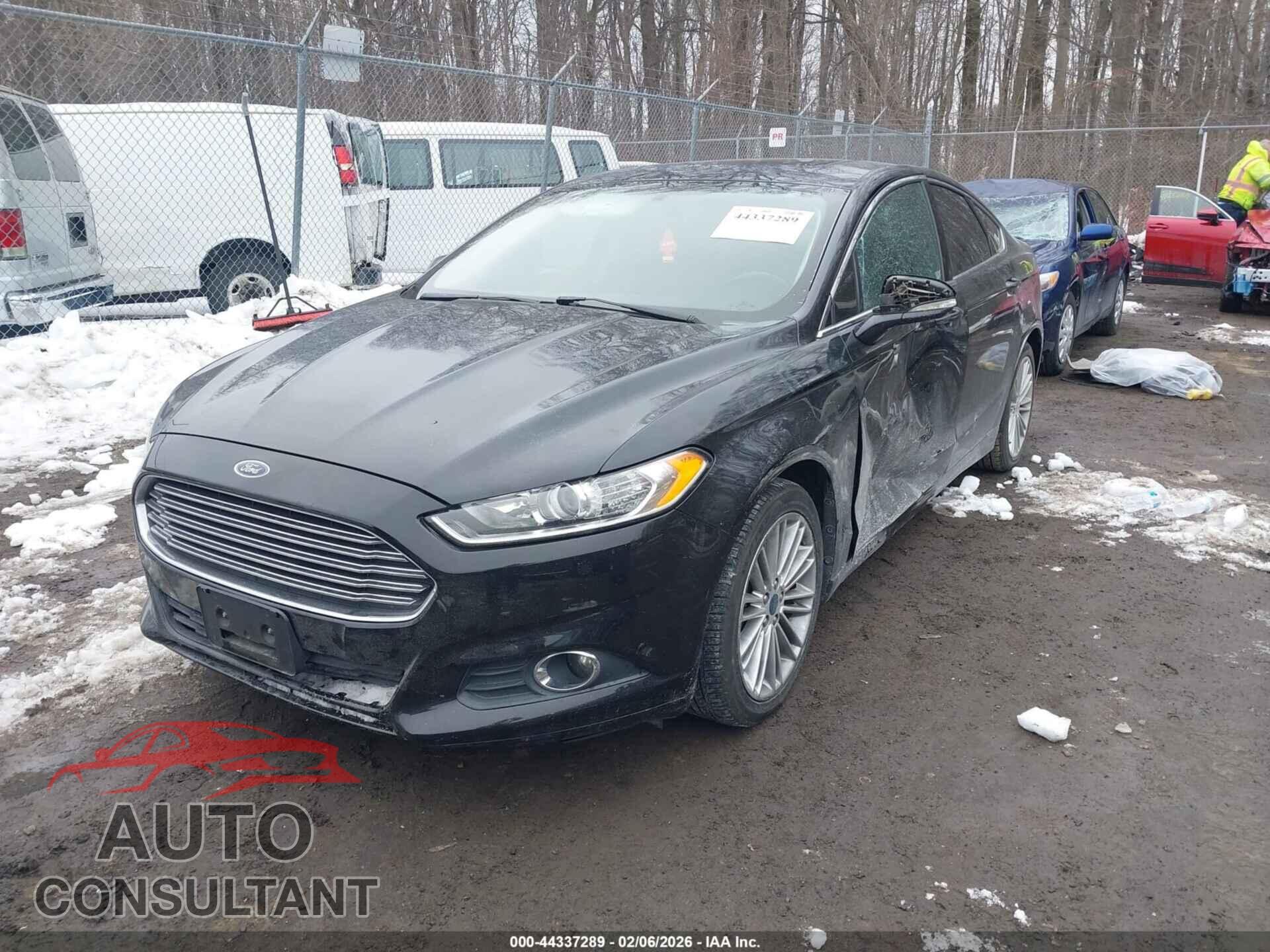 FORD FUSION 2015 - 3FA6P0T92FR217385