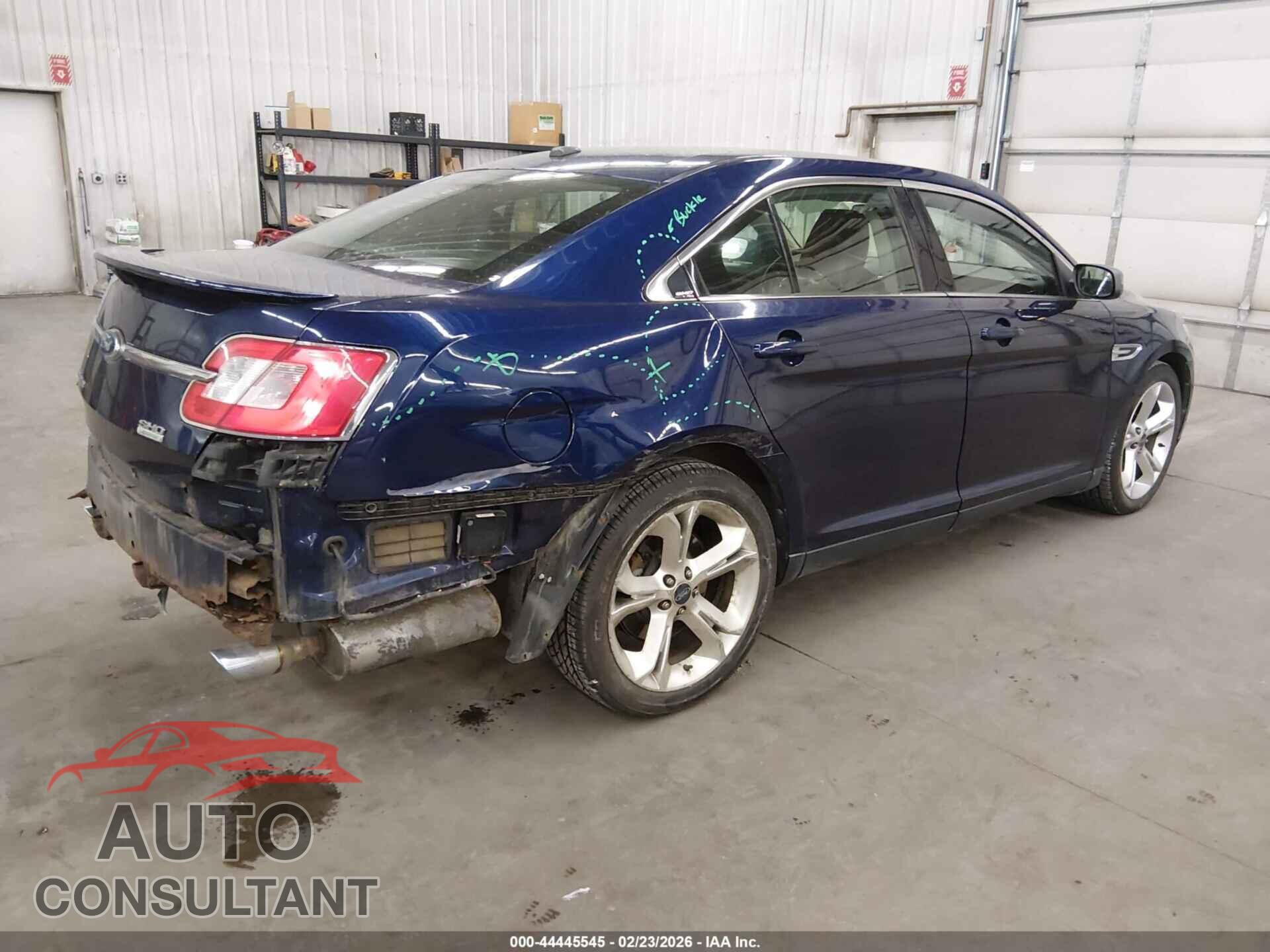 FORD TAURUS 2011 - 1FAHP2KT2BG118522