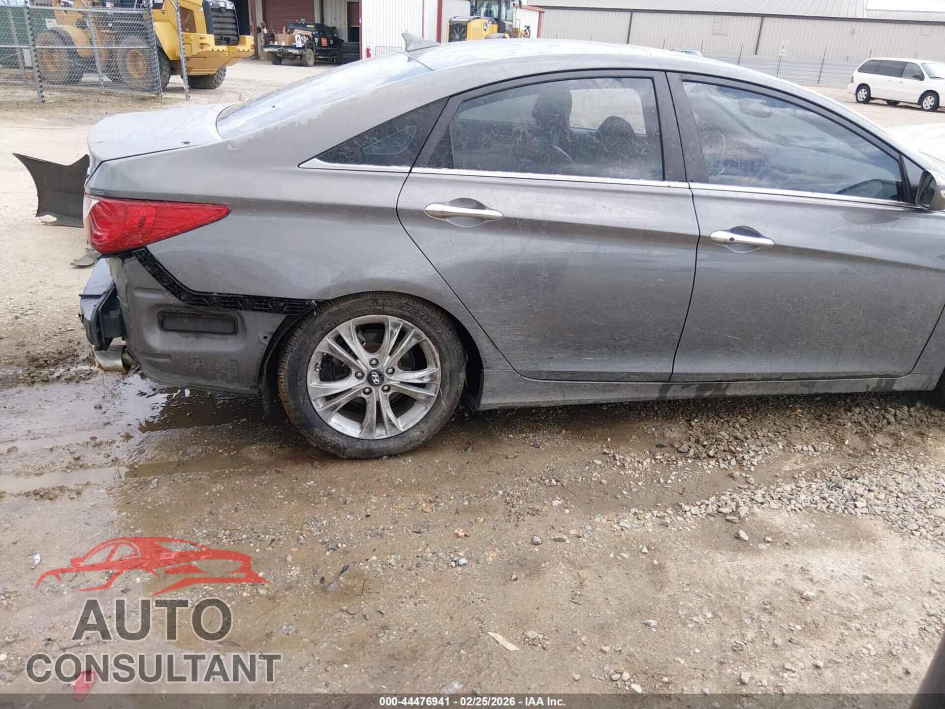 HYUNDAI SONATA 2011 - 5NPEC4AB8BH293432