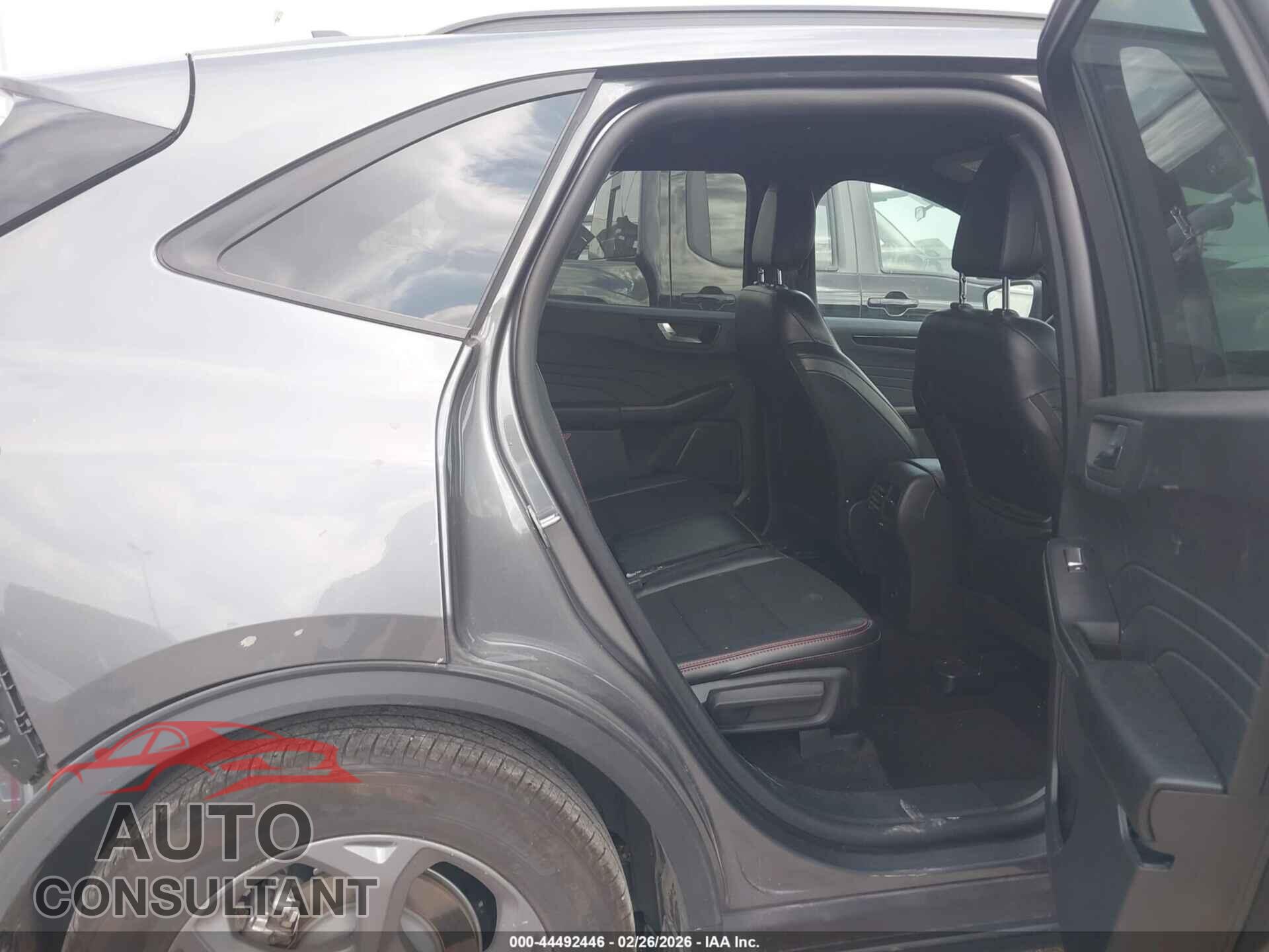 FORD ESCAPE 2025 - 1FMCU0MN2SUB43885