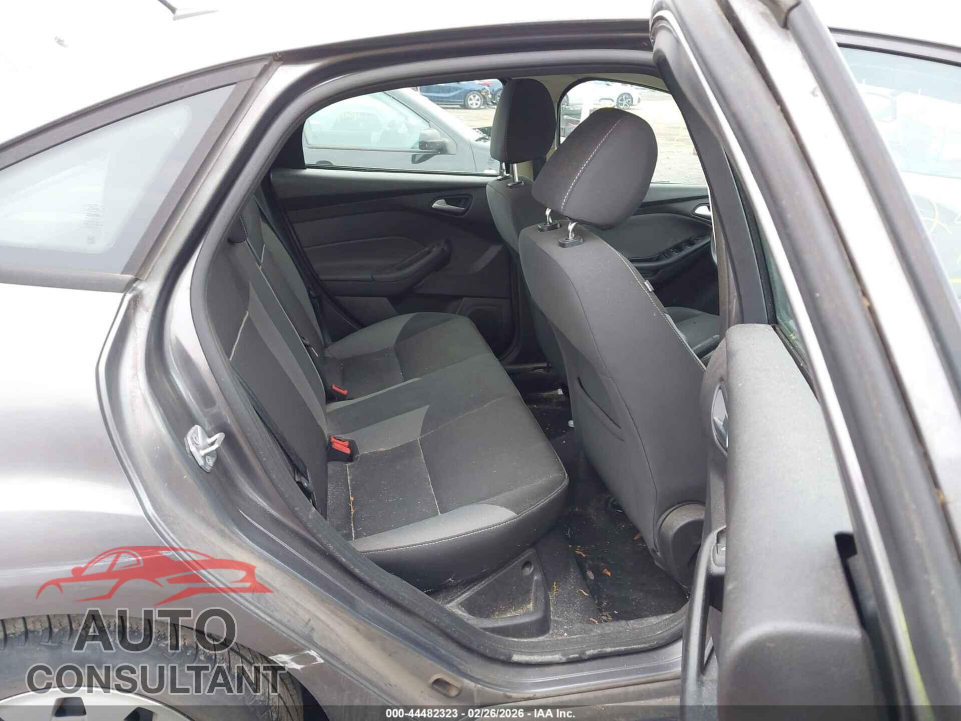 FORD FOCUS 2014 - 1FADP3F26EL153405