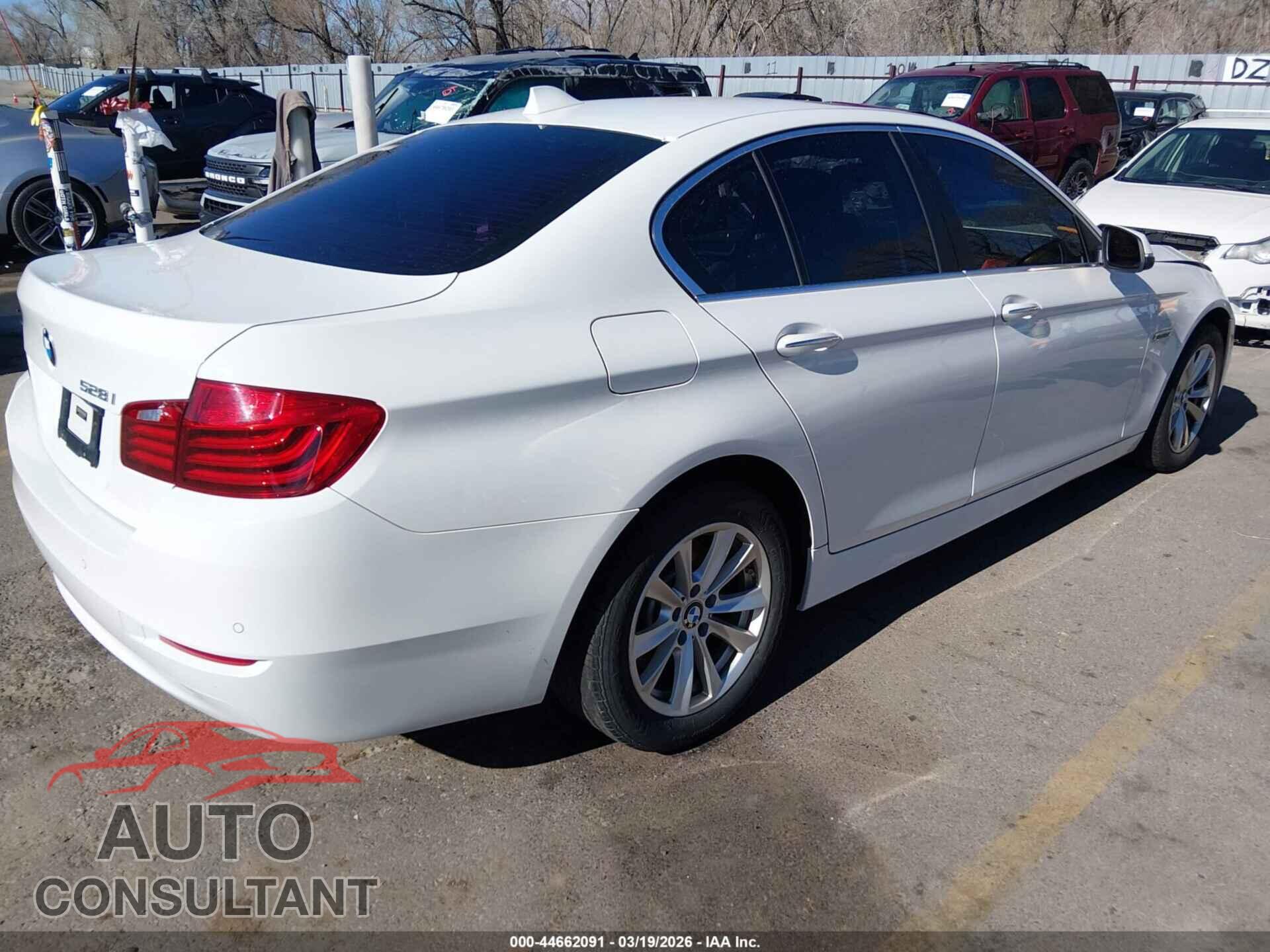 BMW 528I 2015 - WBA5A5C5XFD513603