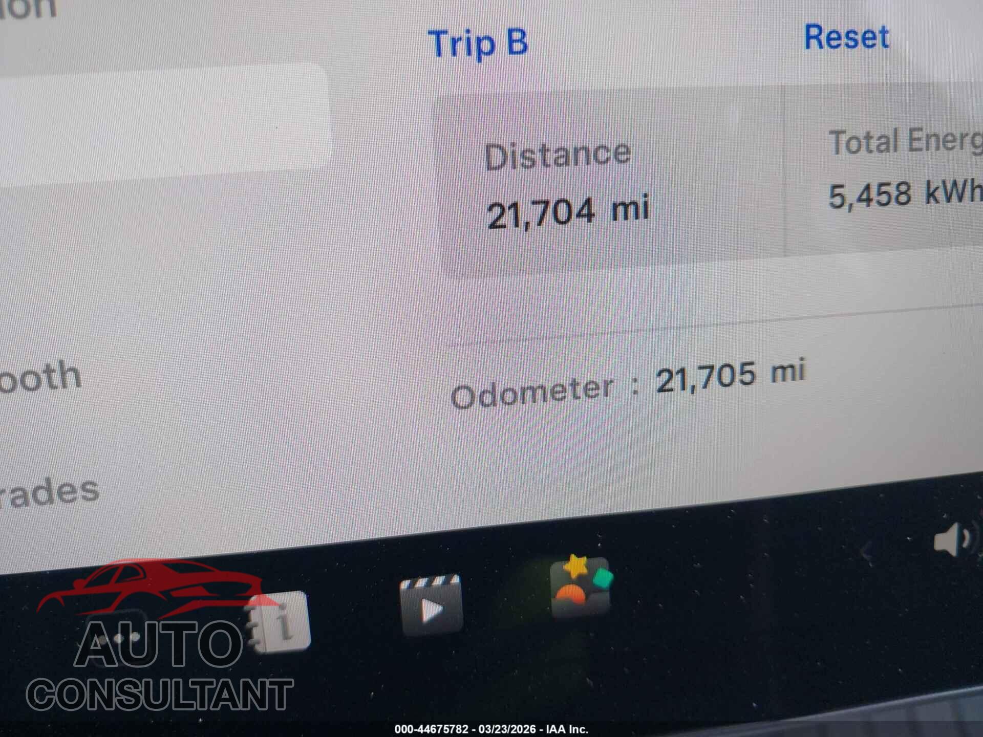 TESLA MODEL 3 2024 - 5YJ3E1EA6RF717300