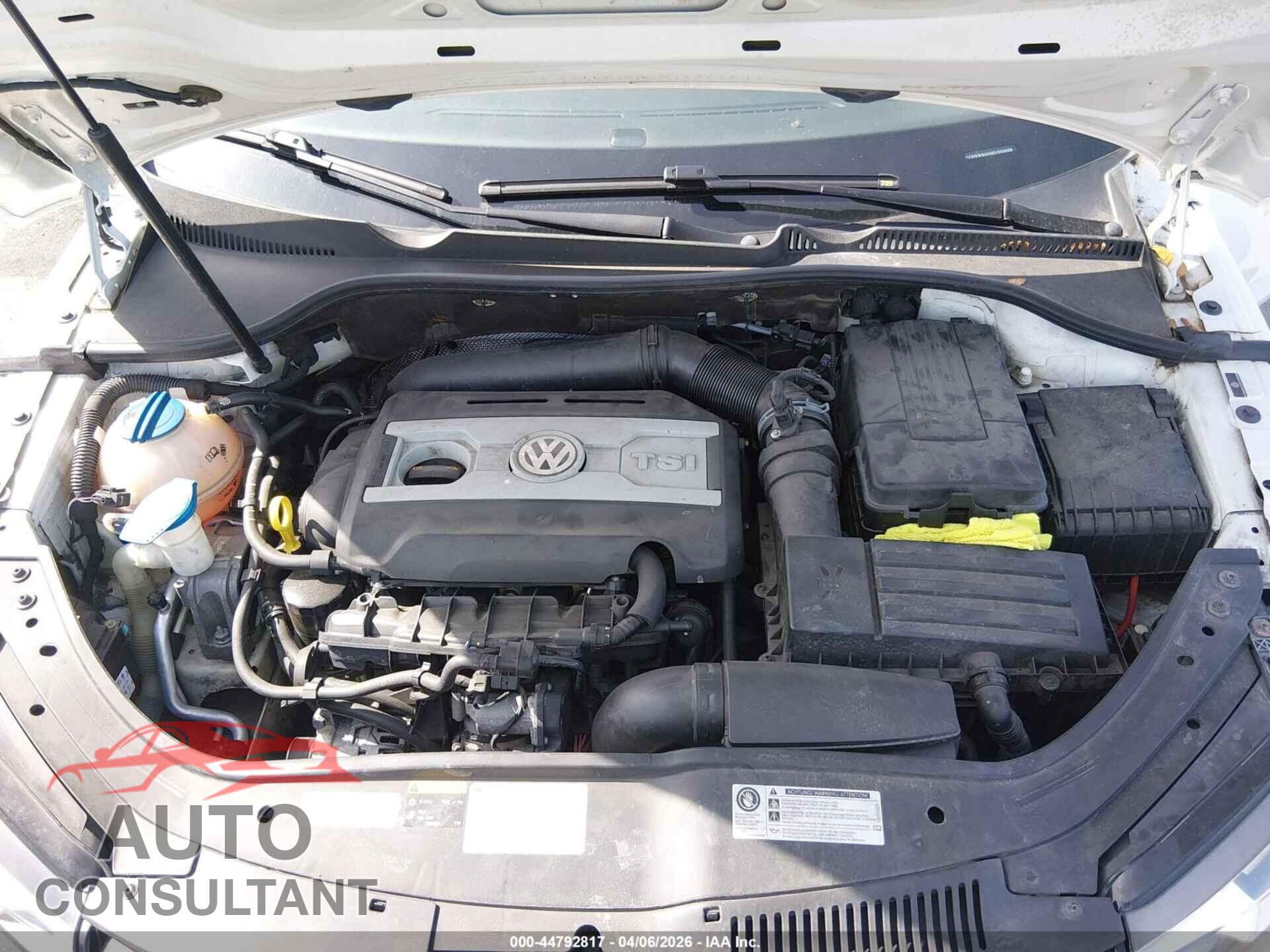 VOLKSWAGEN EOS 2014 - WVWBW8AH3EV000658