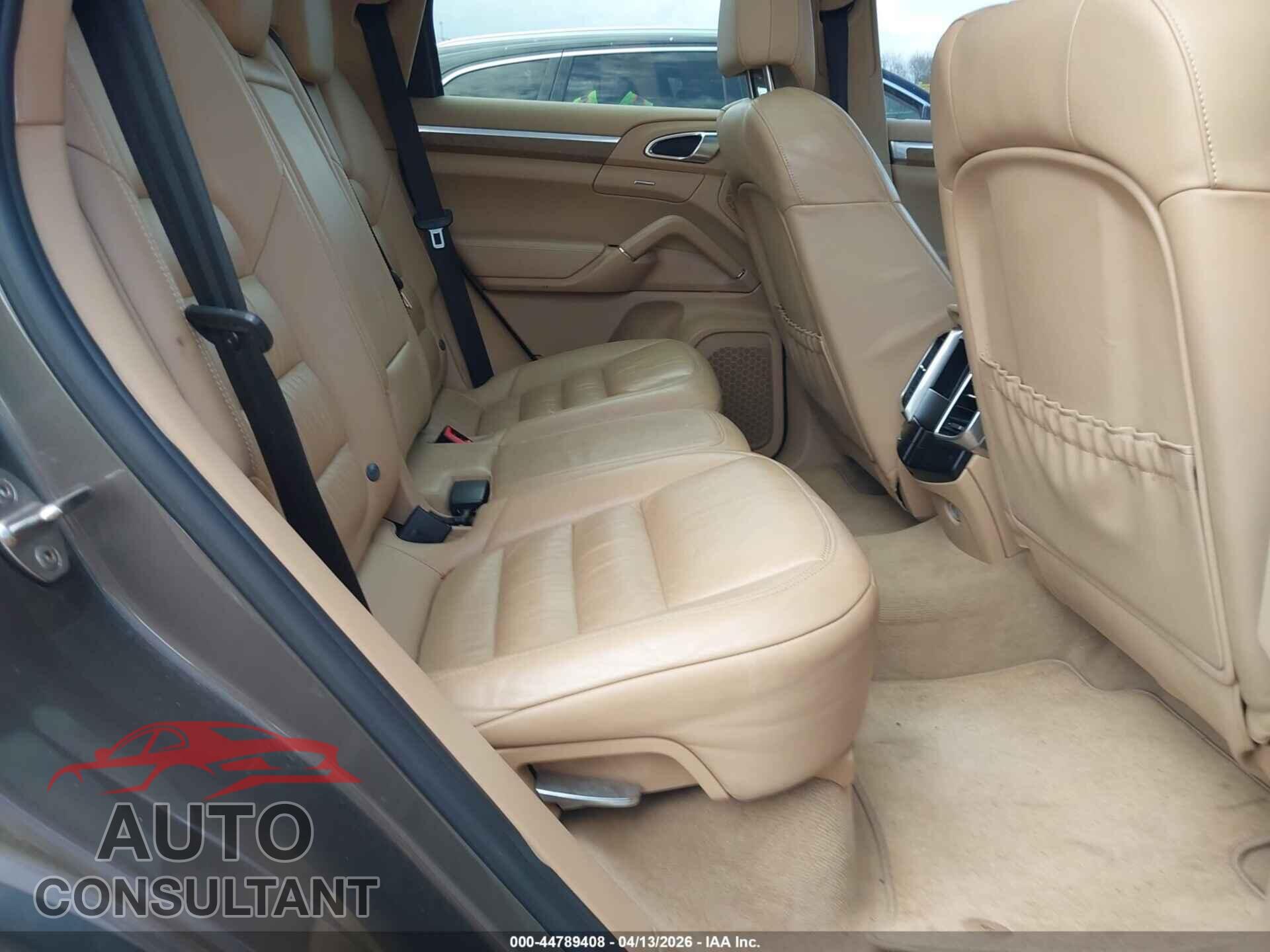 PORSCHE CAYENNE 2012 - WP1AA2A26CLA12863