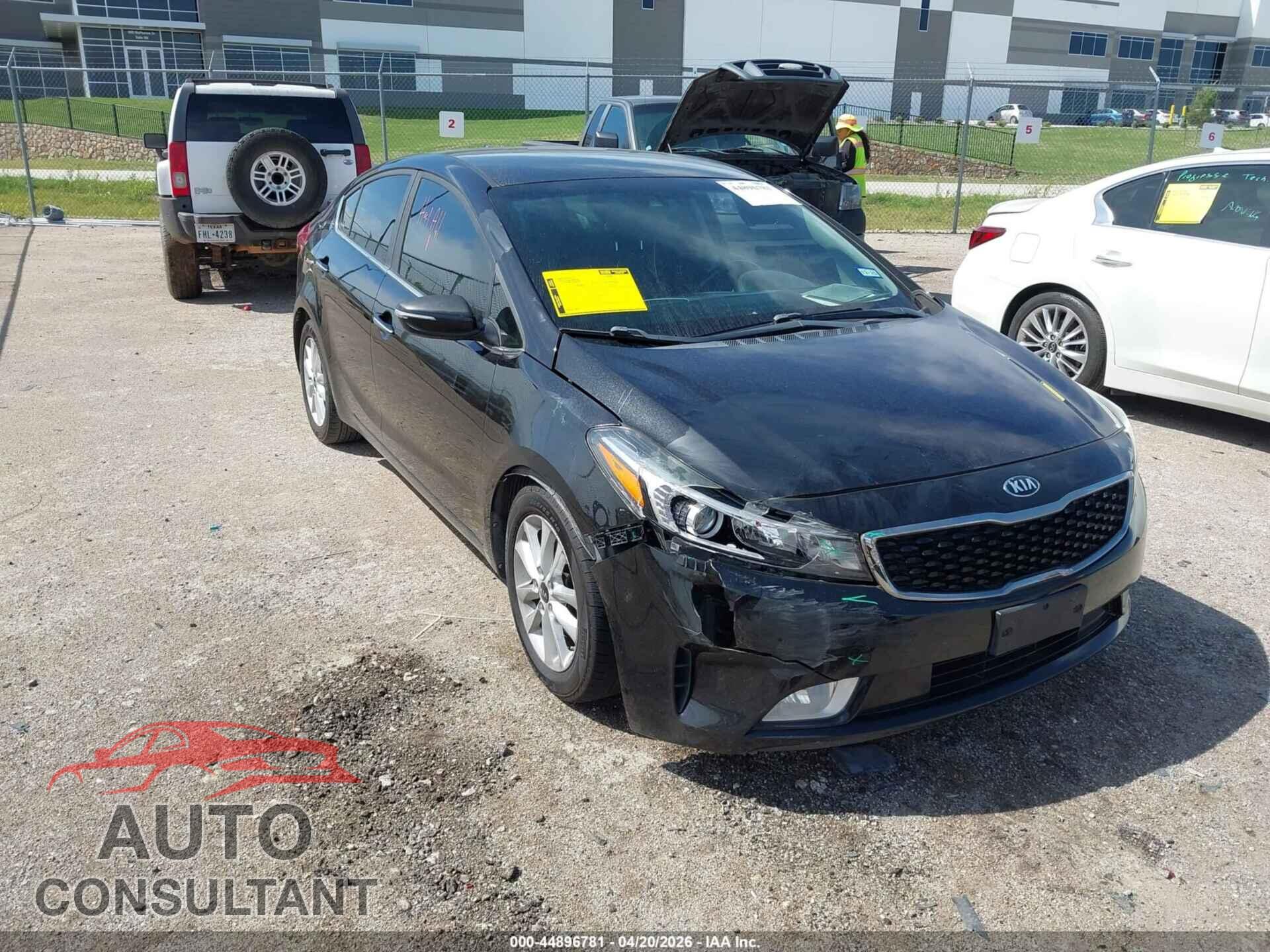 KIA FORTE 2017 - 3KPFL4A72HE009595