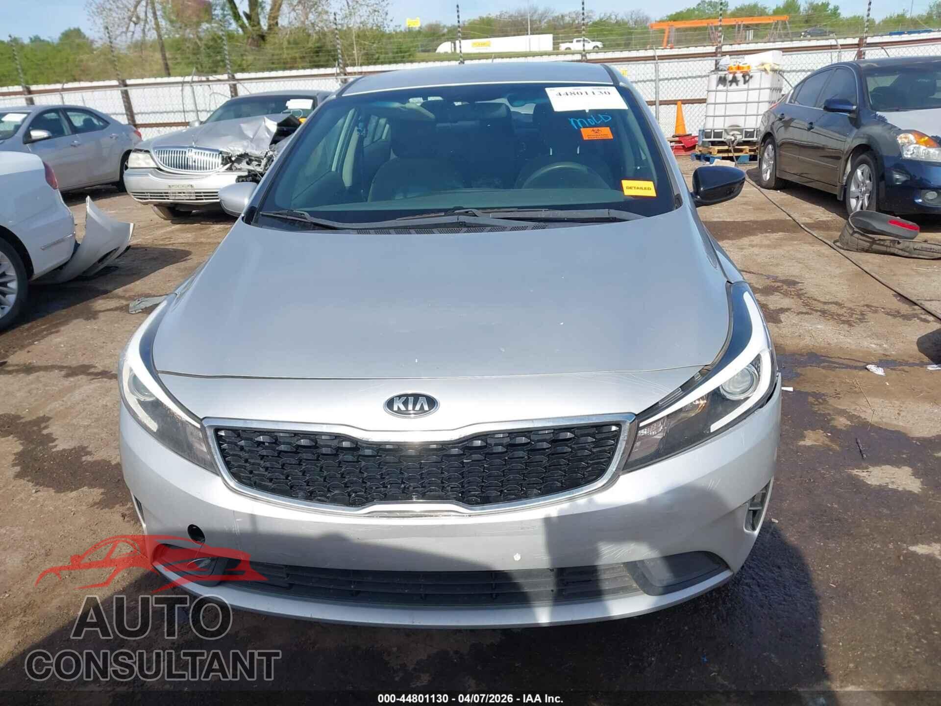KIA FORTE 2018 - 3KPFK4A78JE219210