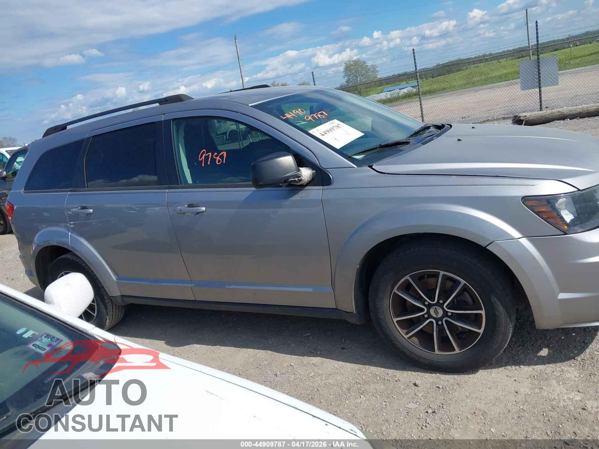 DODGE JOURNEY 2018 - 3C4PDCAB8JT507561