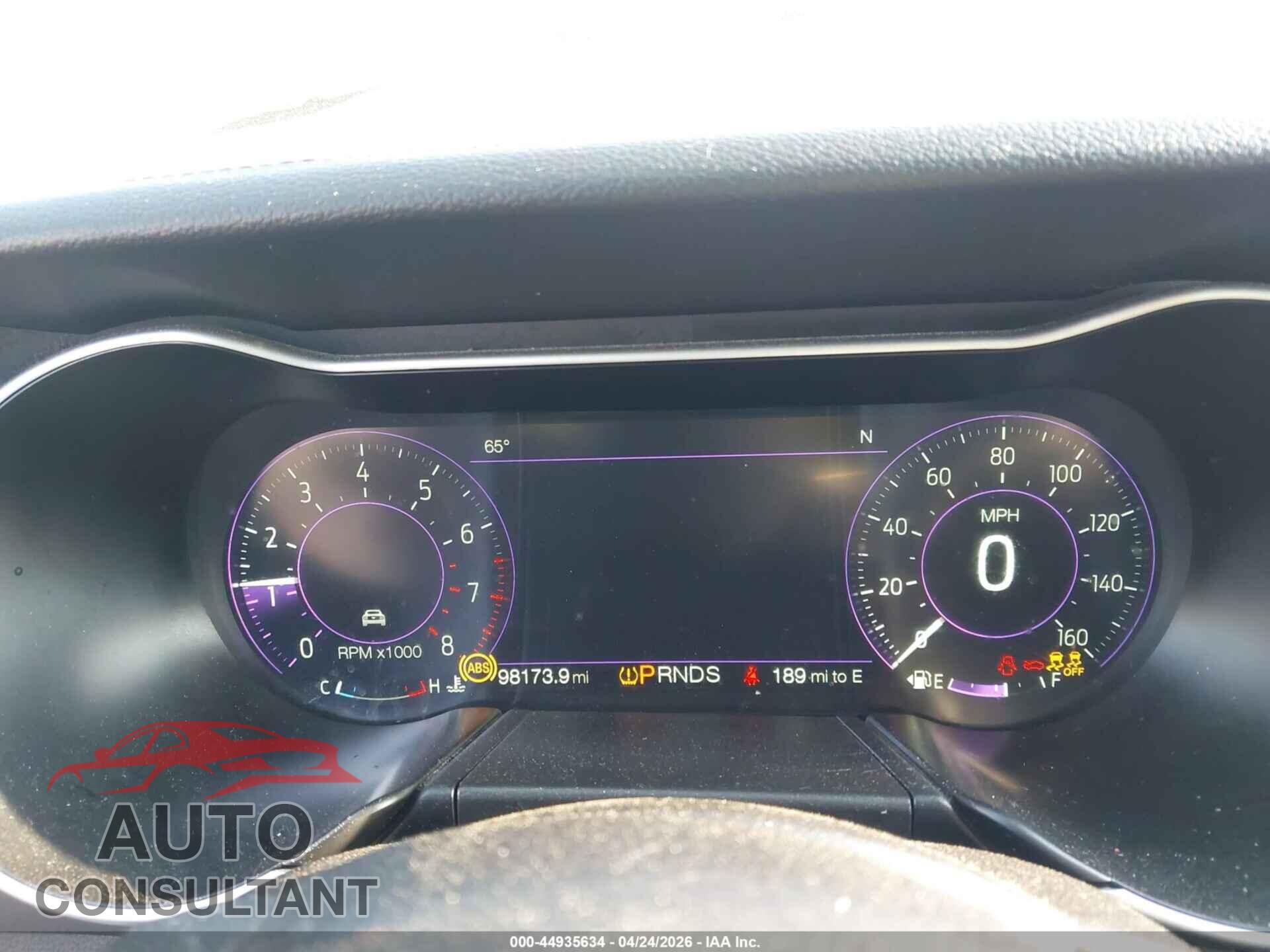 FORD MUSTANG 2018 - 1FATP8UH7J5136370